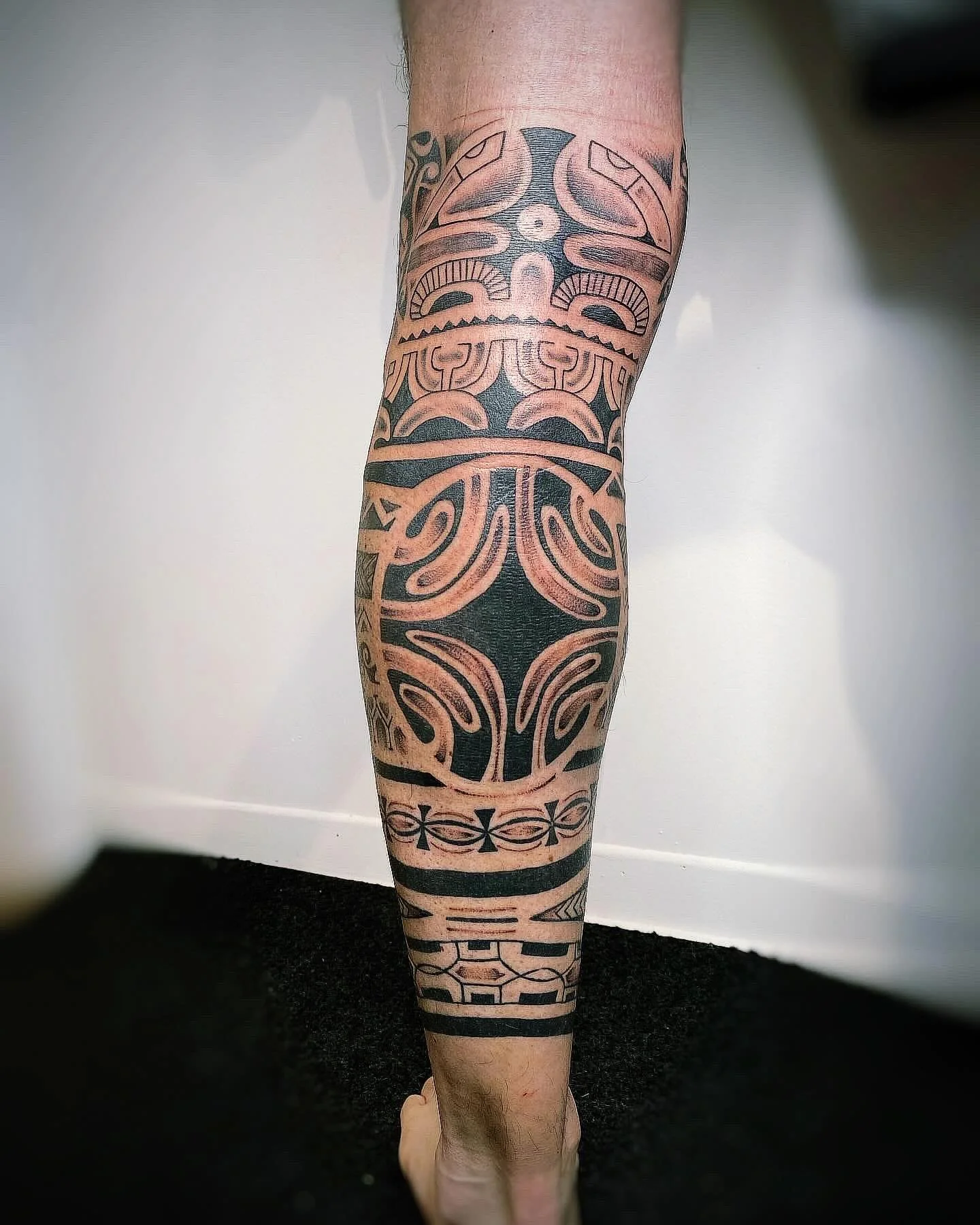 #tribaltattoo #blacktattooart #laurentidestattooartist Projet en processus, Merci à mon client😊🙏