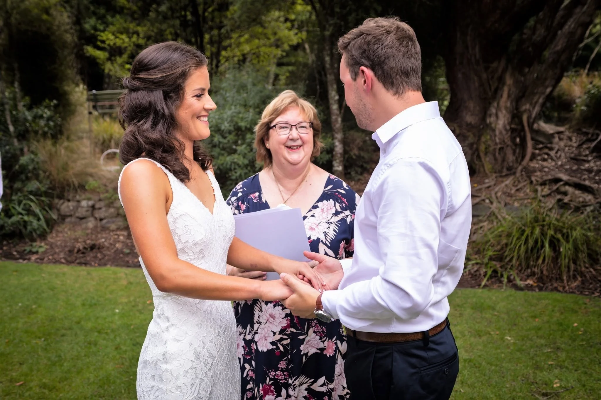 Clare Ladd Celebrant