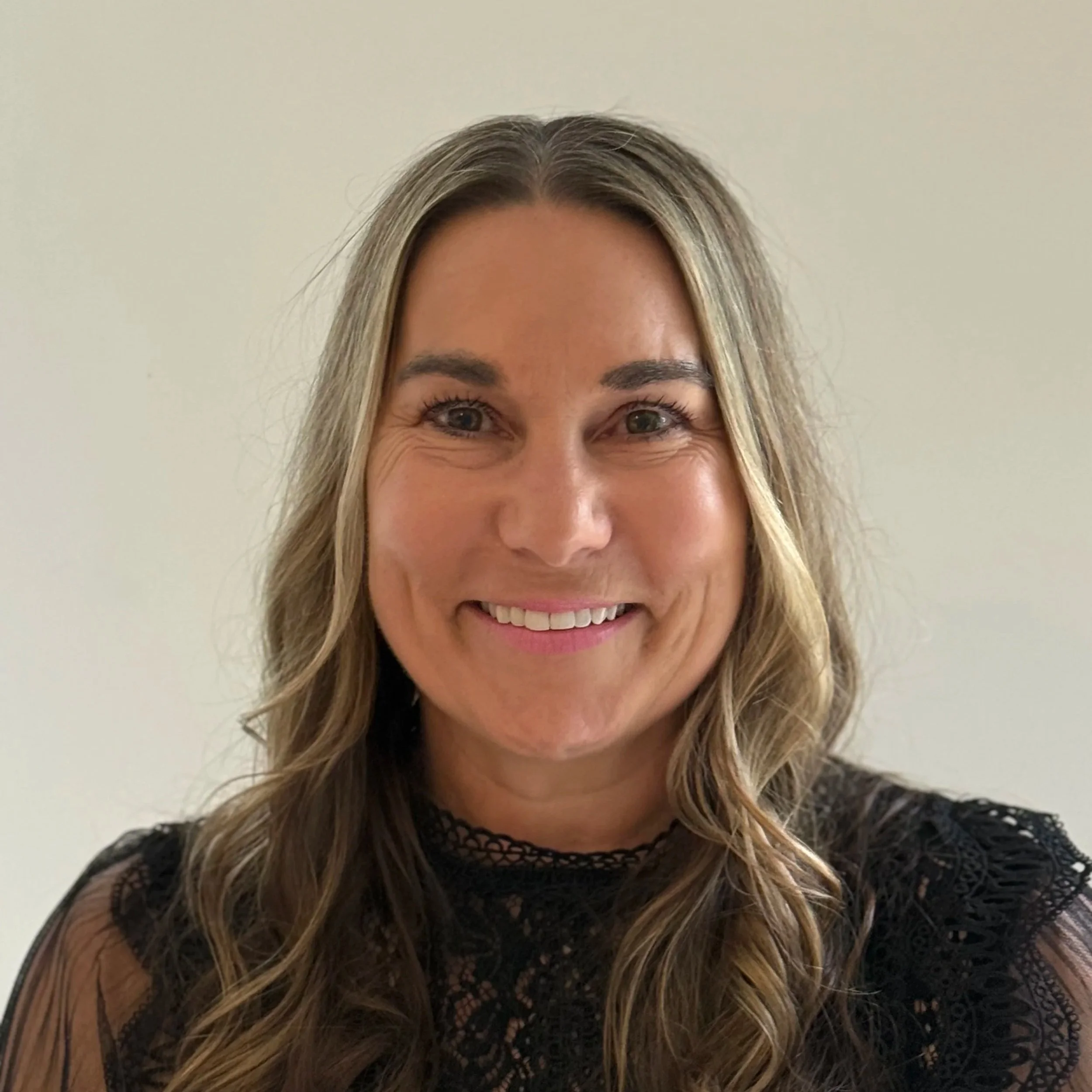 Lisa Mitchell Celebrant