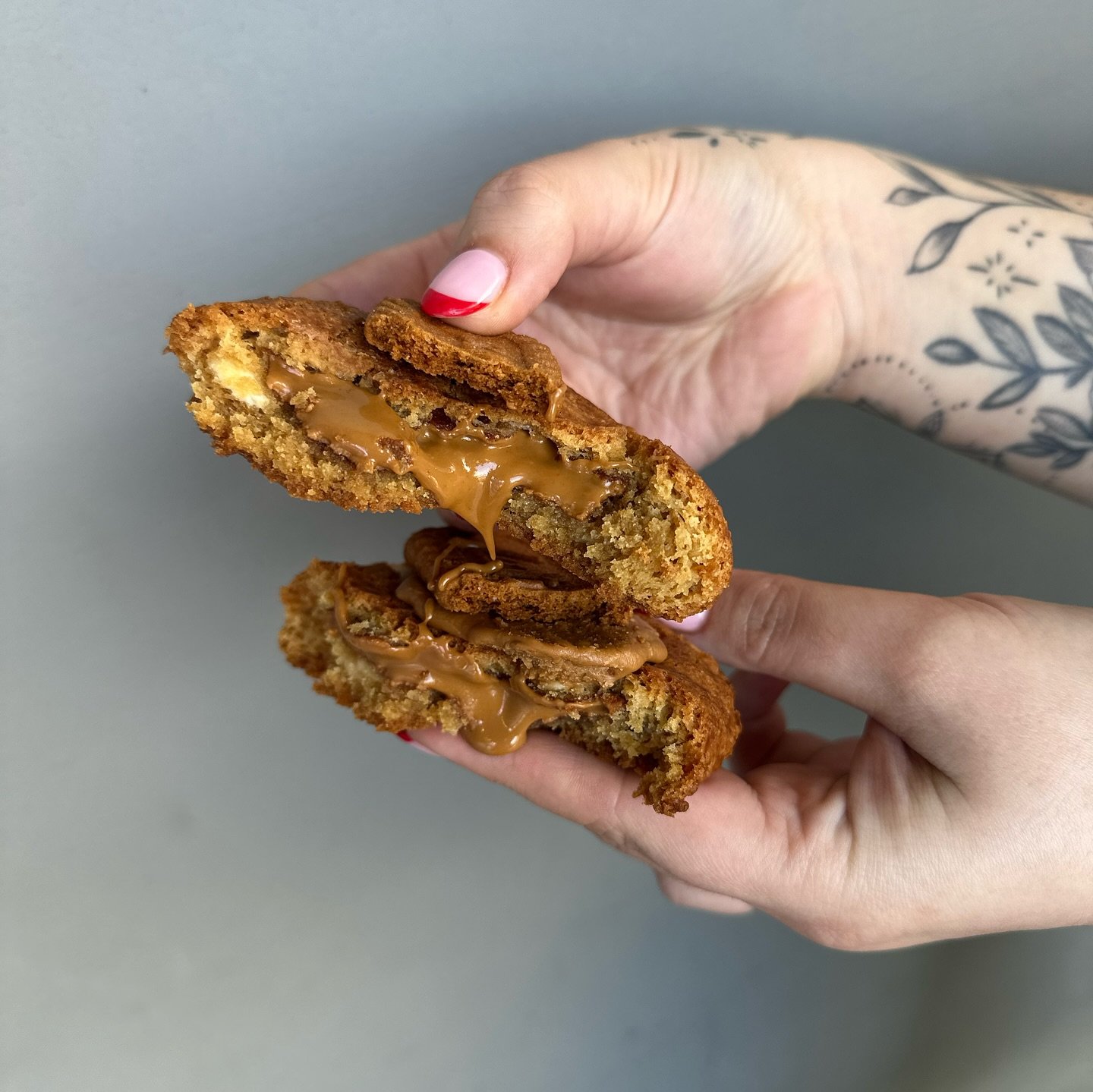 The perfect midweek pick-me-up 🤩 try our daily flavours Biscoff, snickers, chai &amp; caramel, red velvet, Nutella, blueberry &amp; white chocolate 🍪