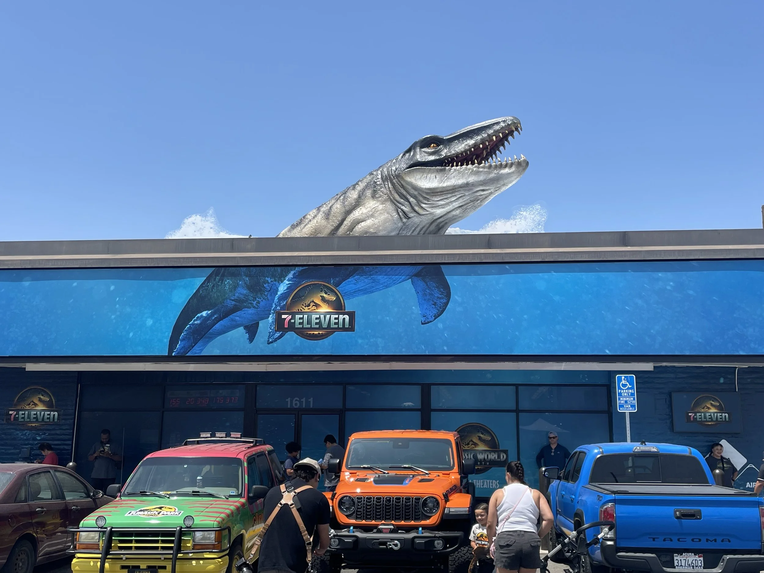 JURASSIC PARK POP-UP PROJECT