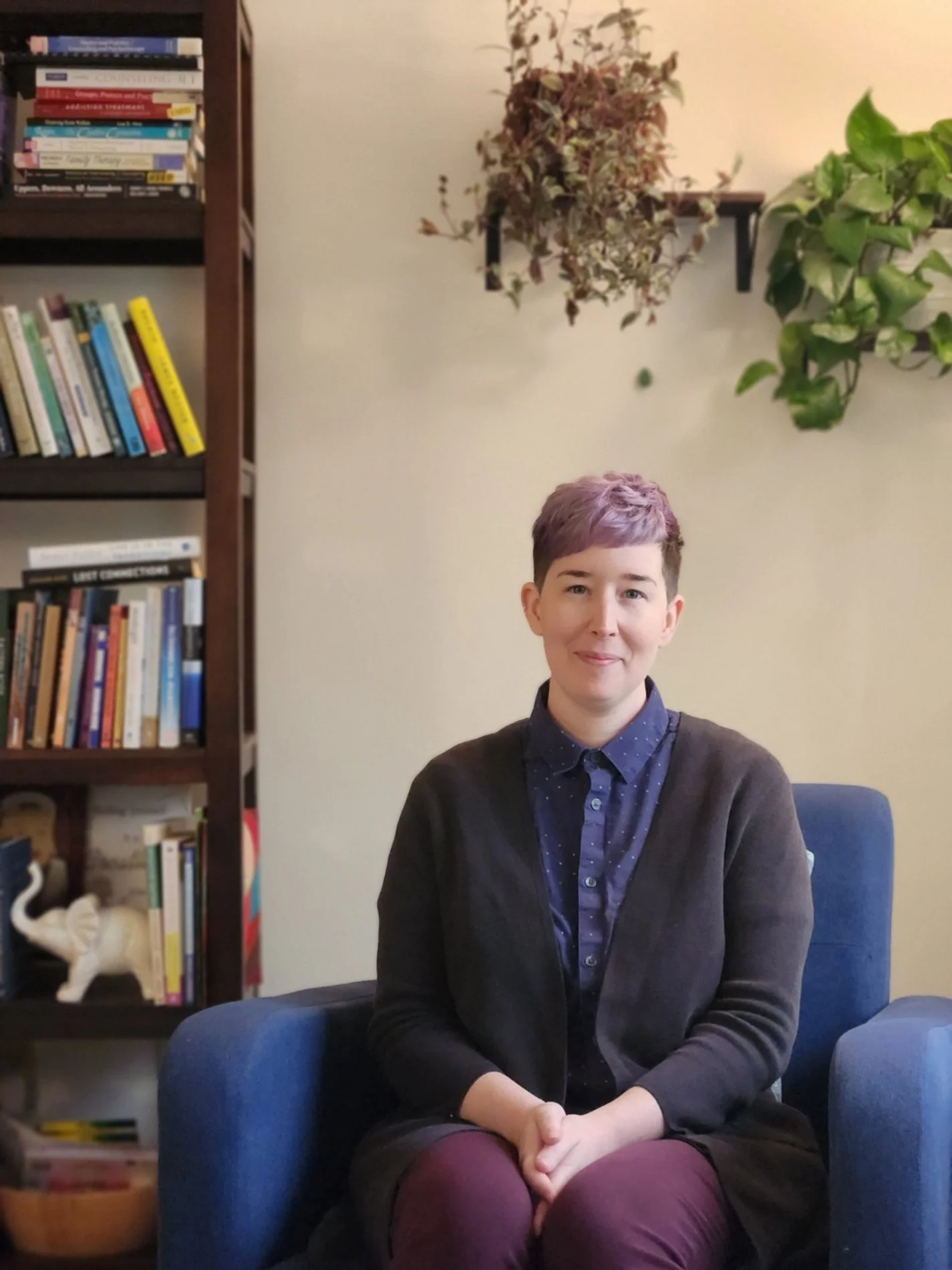 an LGBTQIA+, kink & polyam, and neurodiversity affirming therapist