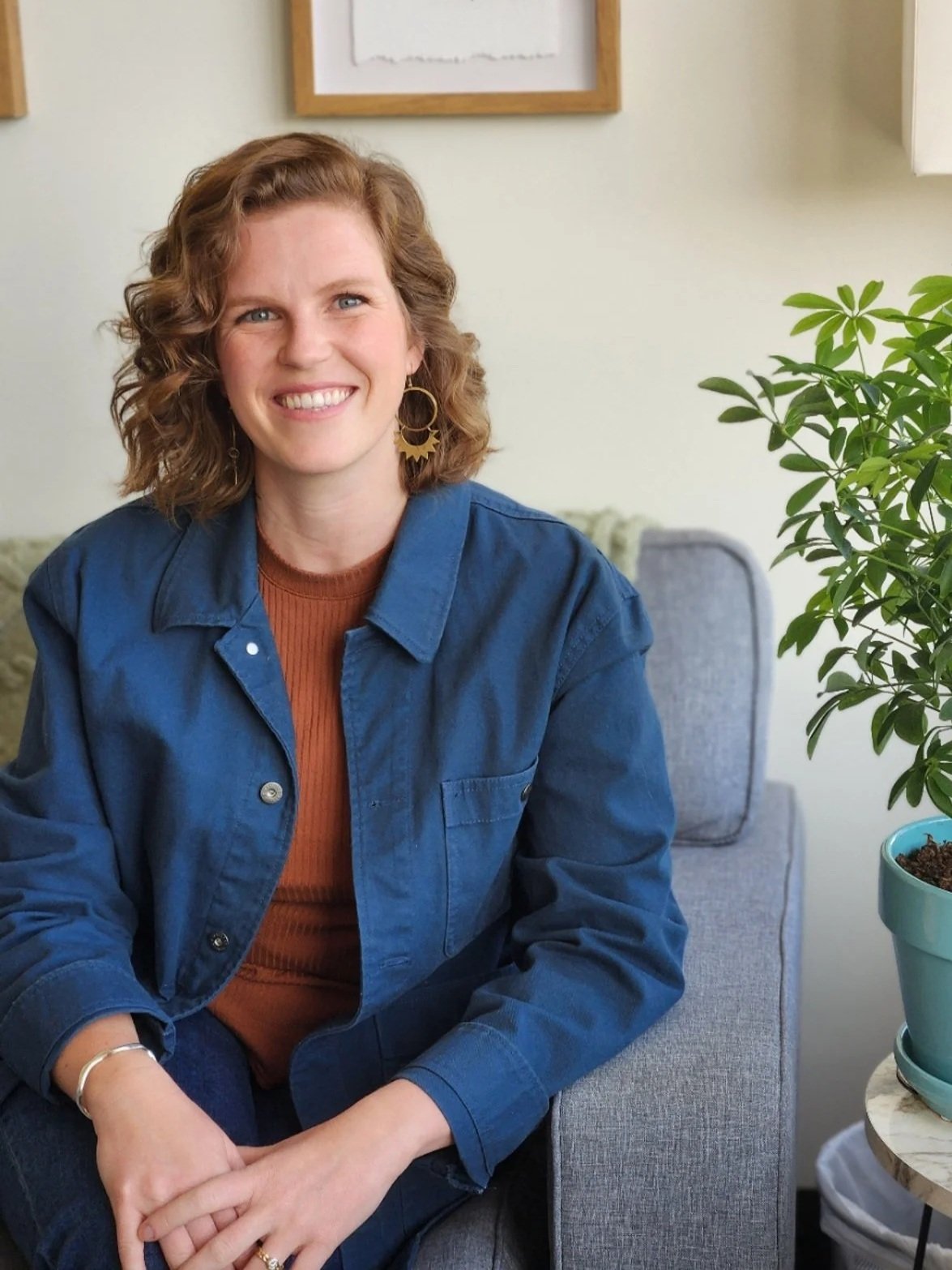 Seattle therapist that specializes in working with teens