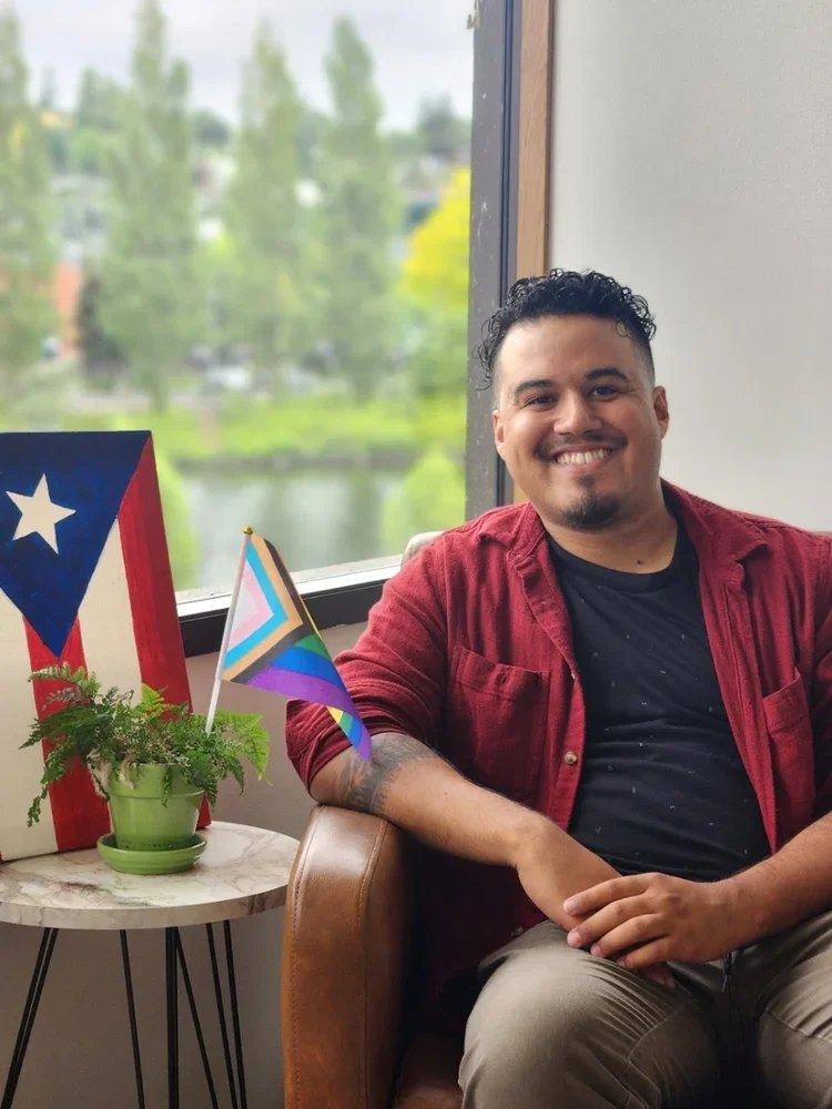 Abimael is a Washington State therapist that helps with body image and trauma