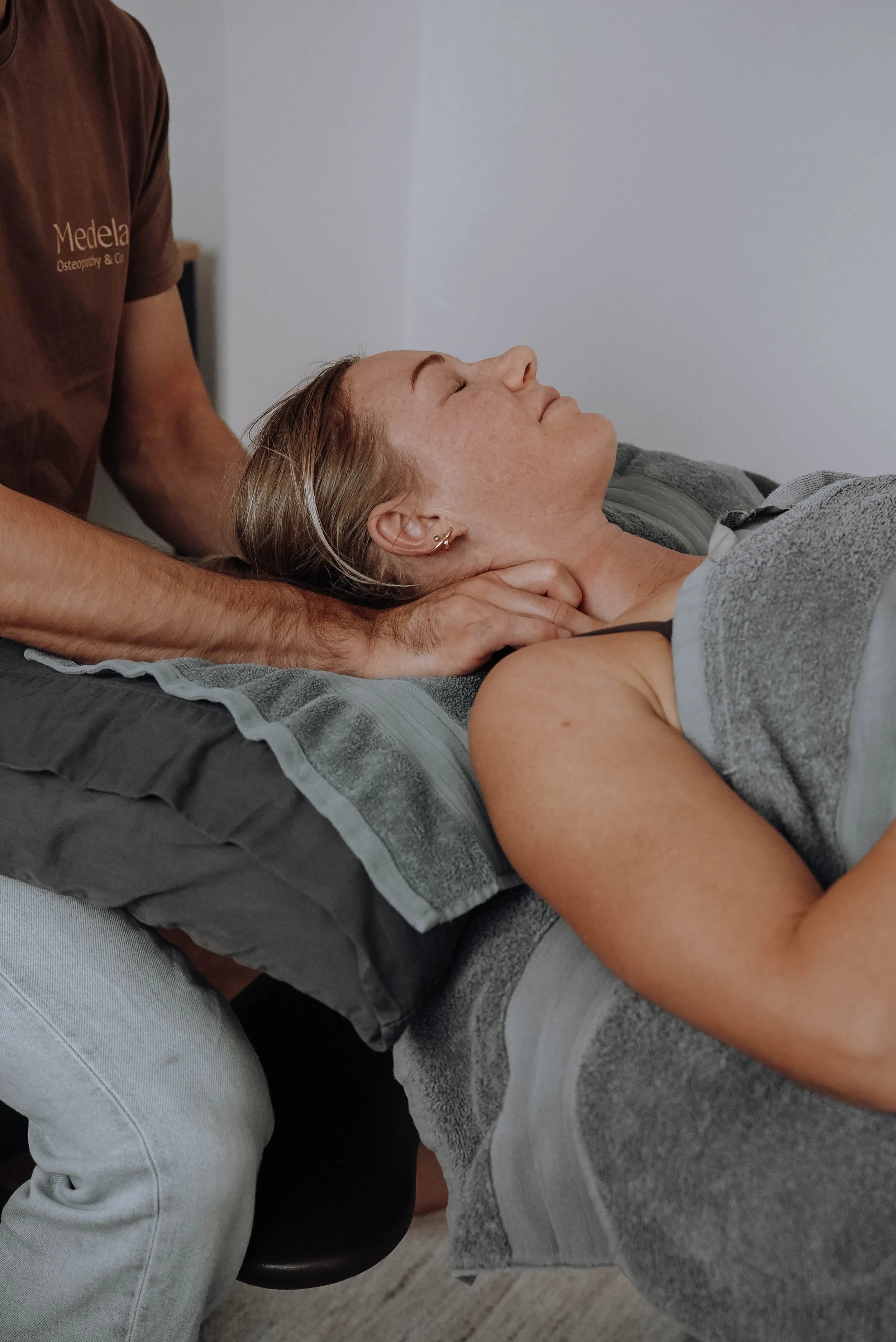 Medela Osteopathy Headache and Migraine Clinic Session