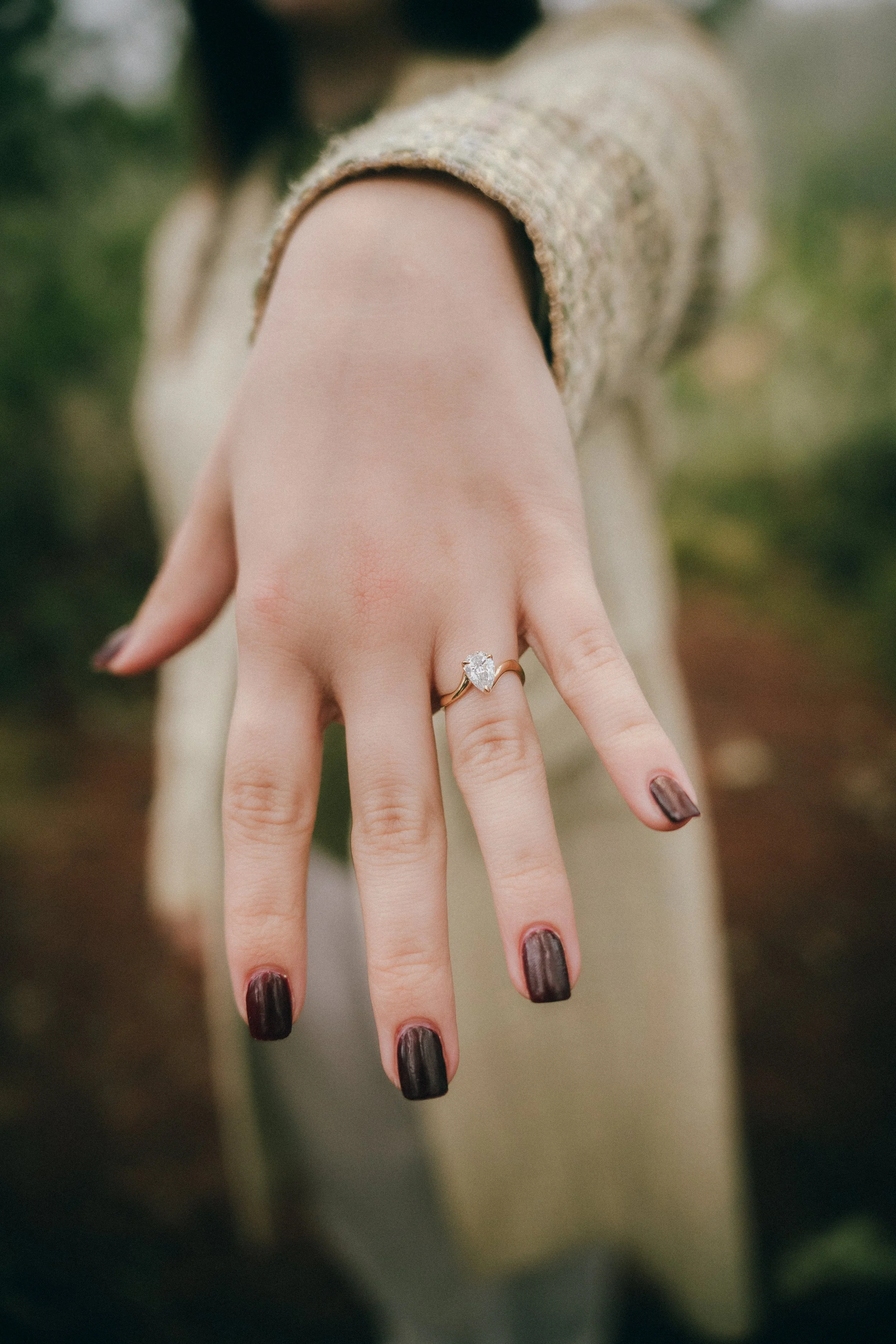 18K Yellow Gold and Pear Shaped Diamond