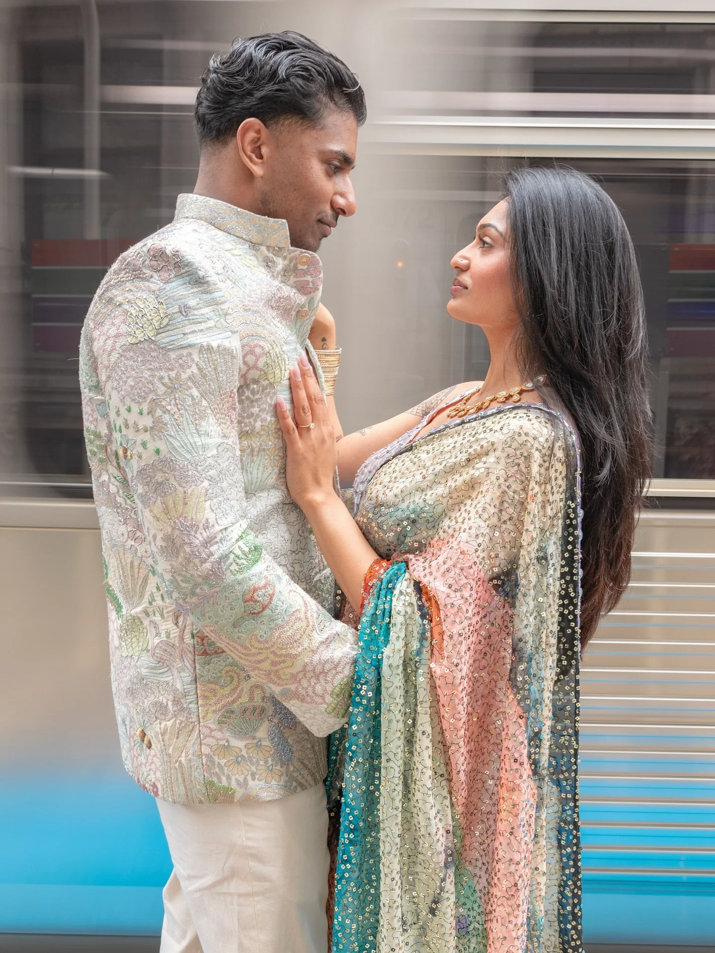 time stands still

Designer: @aisharaoofficial &amp; @aveindiadesignchicago 
Creative Director: @shahstyleguide 
Models: @_kirtidoshi &amp; @mathewakkal