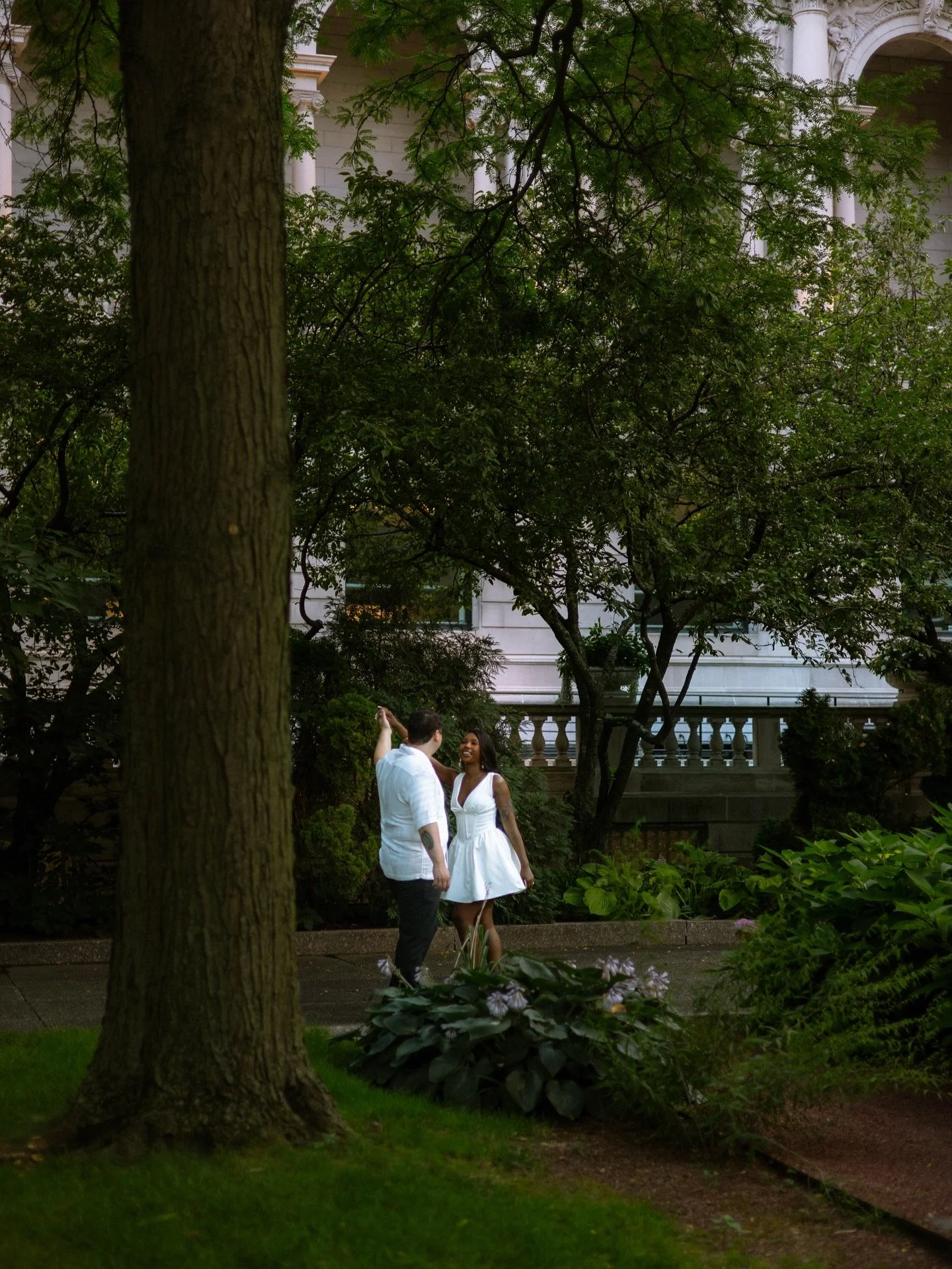 Isis &amp; Tyler found me a year ago, and loved that I do film &amp; digital photography. For their pre wedding shoot we wandered through the loop, and found ourselves at a couple of iconic Chicago spots. This one being the garden outside the Art Ins