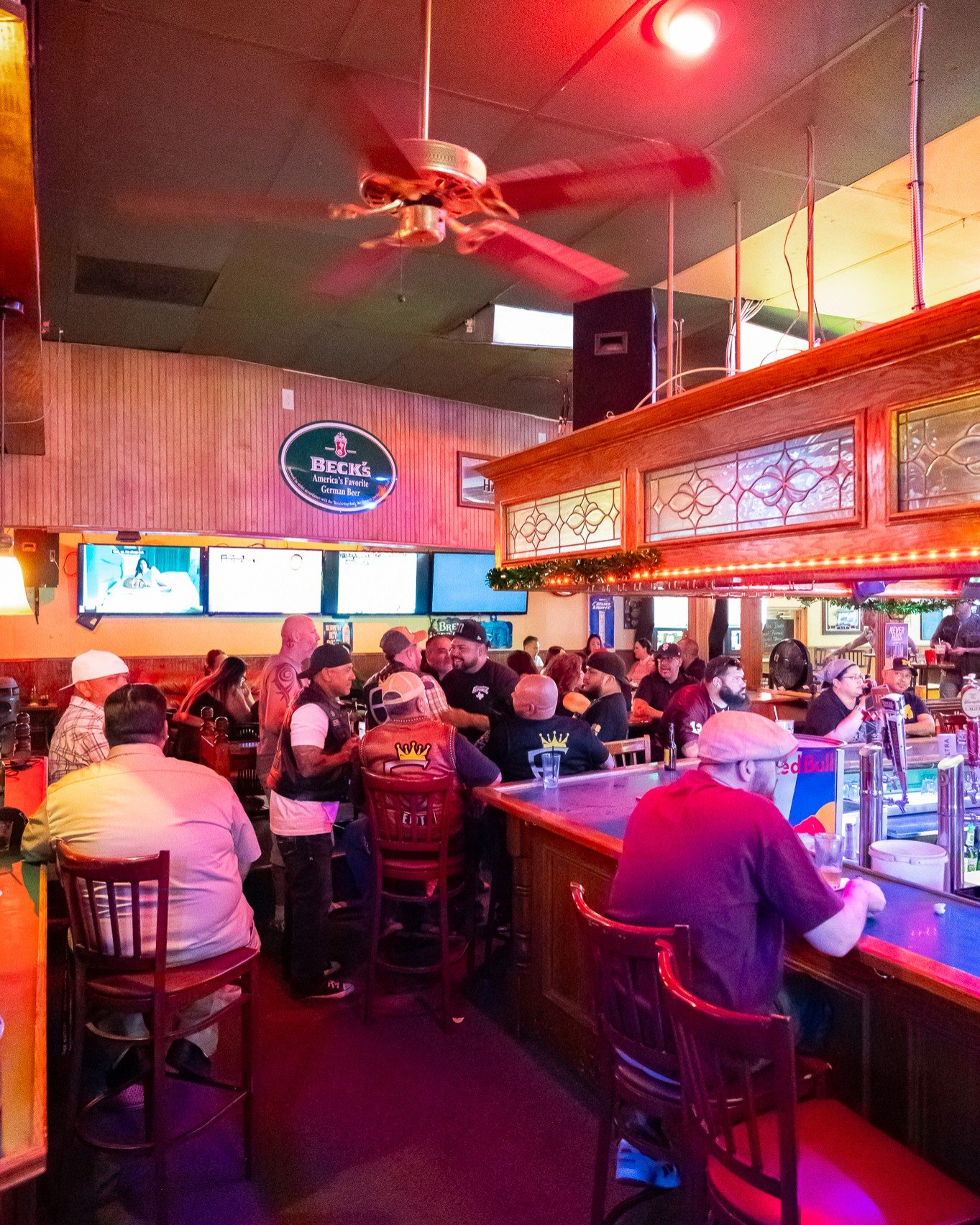 This Memorial Day, we honor and remember those who served. 🇺🇸

At 𝐅𝐢𝐧𝐧𝐞𝐠𝐚𝐧'𝐬, we've got the games on, drinks flowing, and a seat waiting just for you.

Join us for a day of relaxation and reflection.

Cheers to our heroes! 🍻