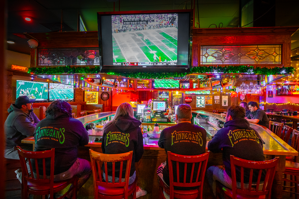 Bar photo 2