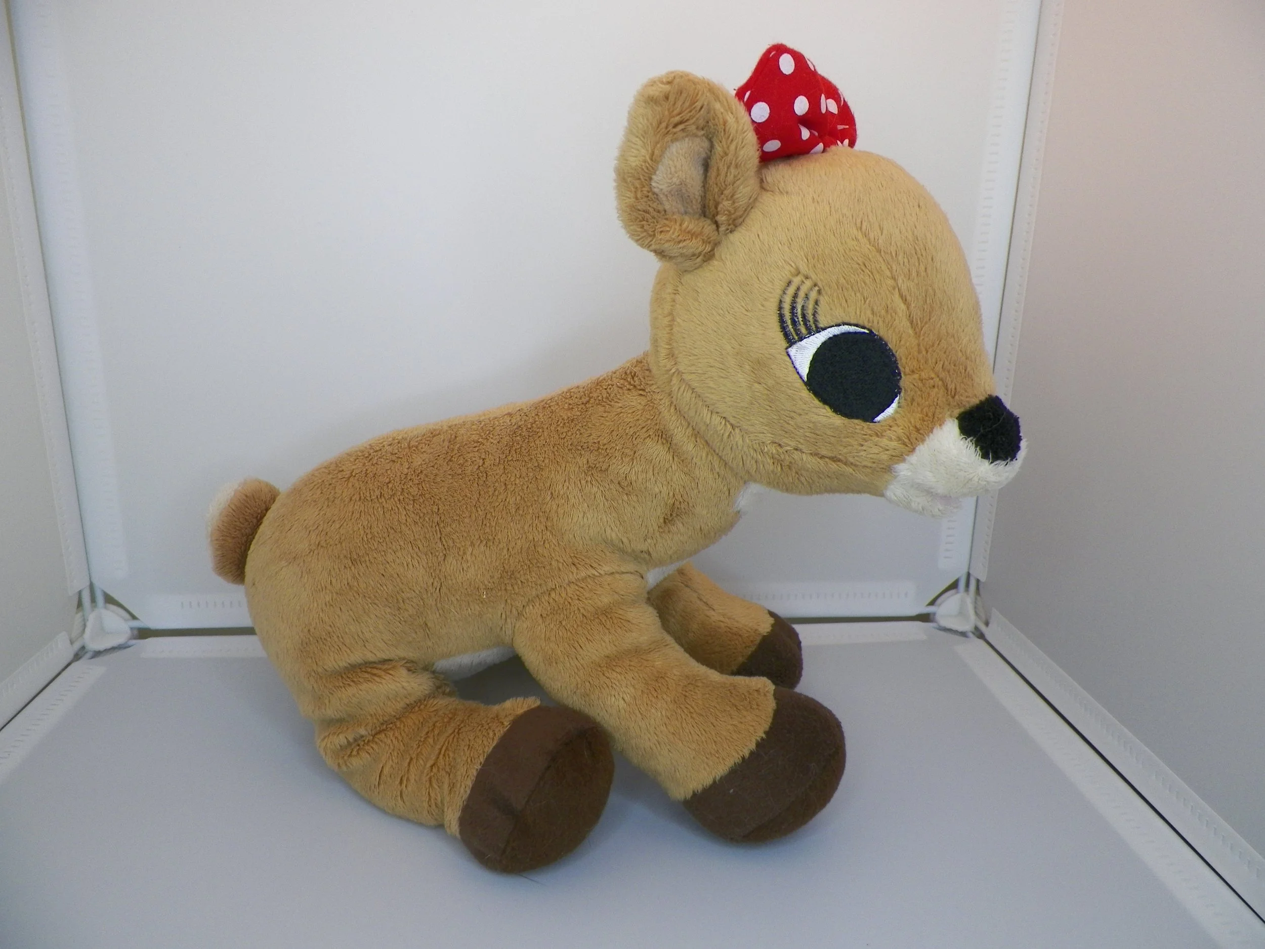 S0516 Rudolph plush.JPG