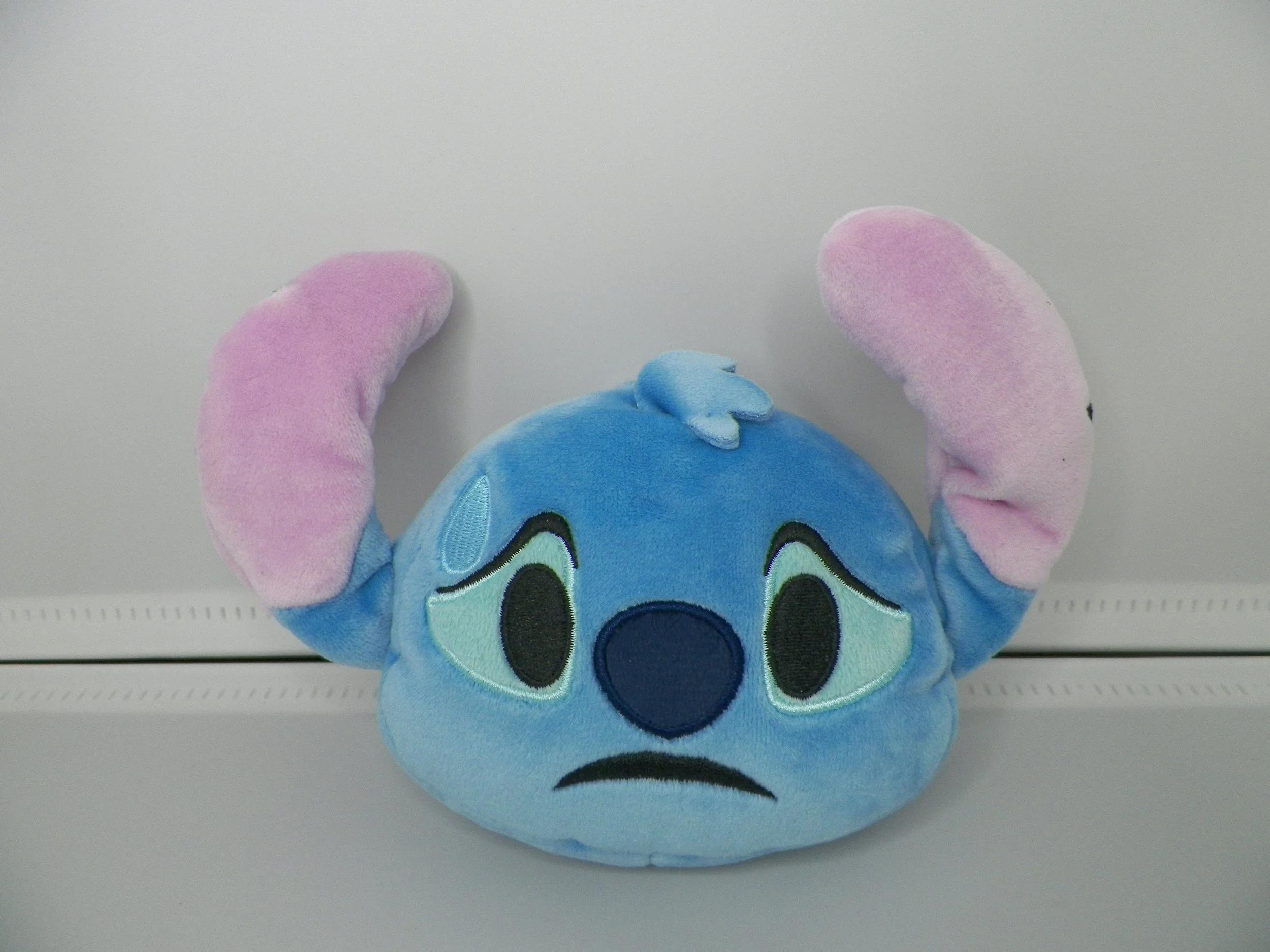 R0741 Stitch emoji plush.JPG
