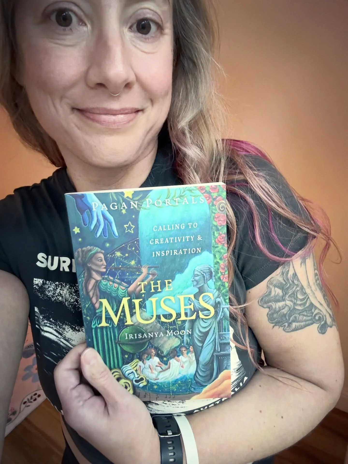 Guess whose author copies arrived yesterday?

The Muses is/are available for preorder now.

And I now have to figure out where these fit in my packing strategy but what a lovely problem to have.

Big thanks to @august.wolff.art for the cover art!

#I