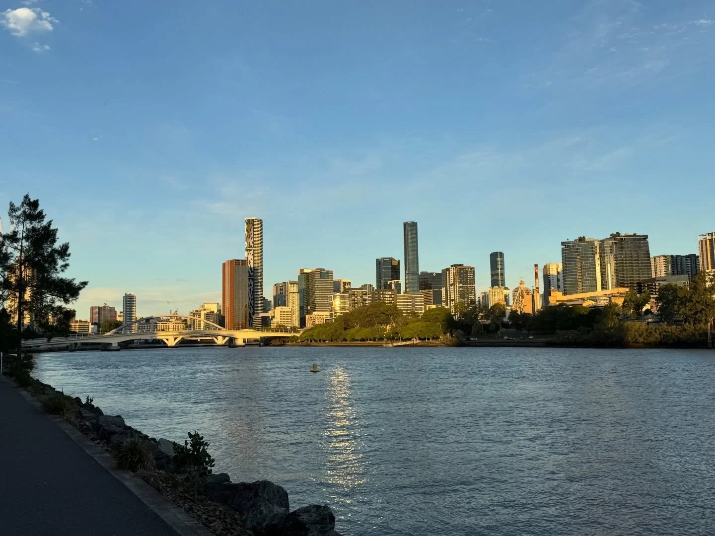 took myself on a river walk that turned into a river run

#IrisanyaMoon #HeartMagick #LifeIsALoveSpell #SelfDevotion