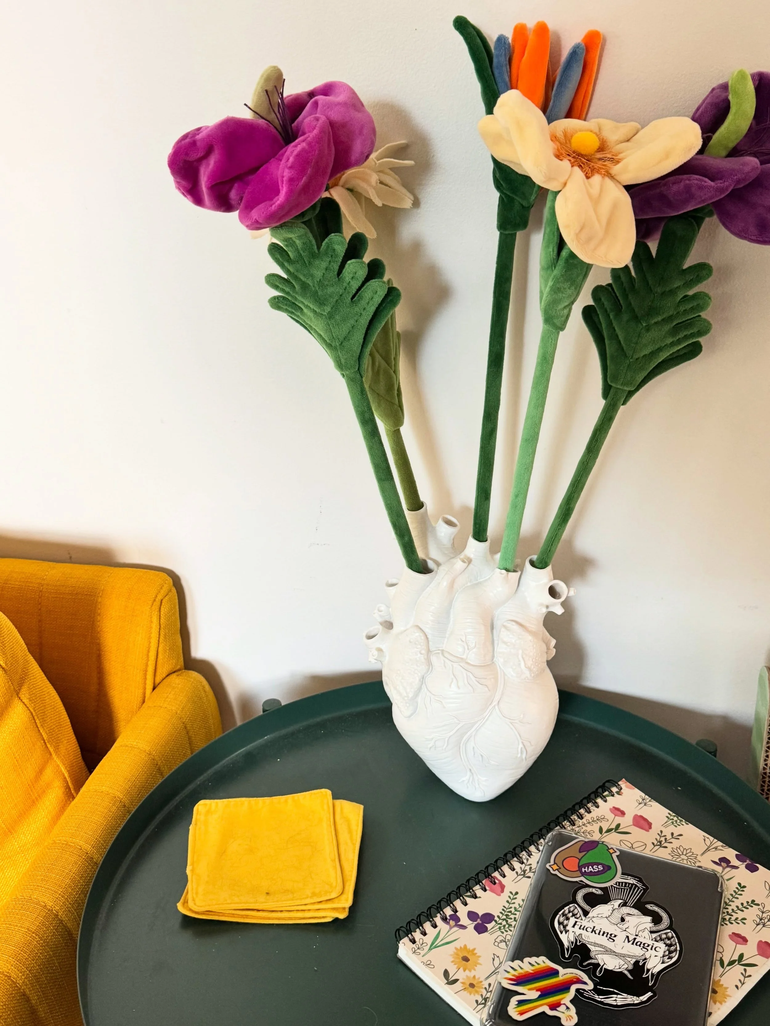 a writing/organise/meal prep/reading day:

&mdash;shopped at the coles where a friend works so we could quickly catch up 💜
&mdash;wrote an article on Hestia for a magazine (my fourth  for them, I think?)🔥
&mdash;submitted pieces to six lit mags or 
