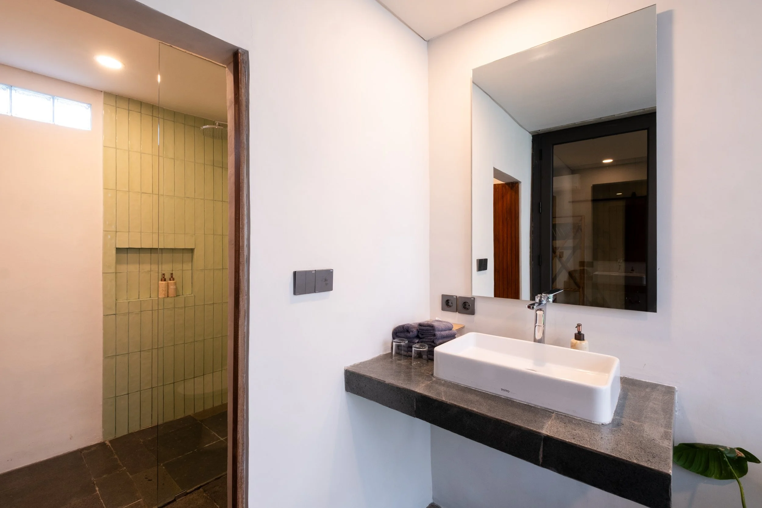 Orchid Triple Ensuite