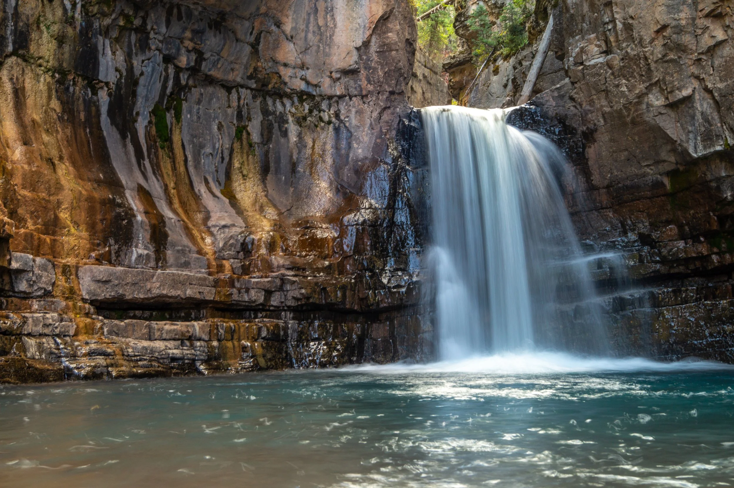 Waterfall at Cascade CreekCanyon During Fall.jpg
