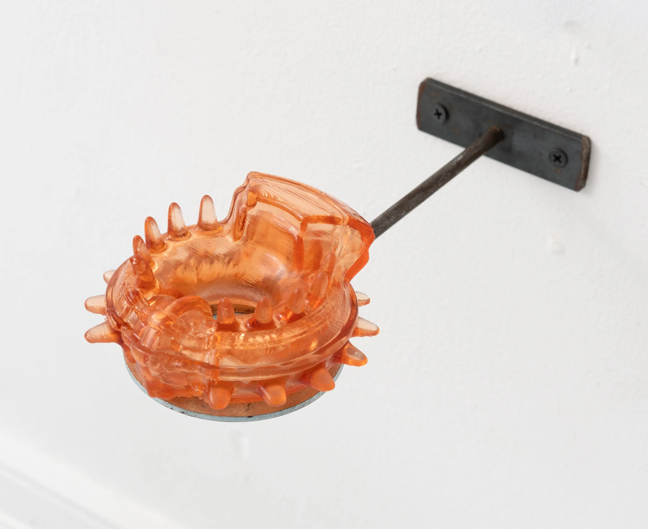 Miguel Ángel Salazar & Carlos Iván Hernández
 Donatodon Plastodae , 2023. CAD rendering, 3D printed resin, custom metal holders, 3 x 4 x 4 in.