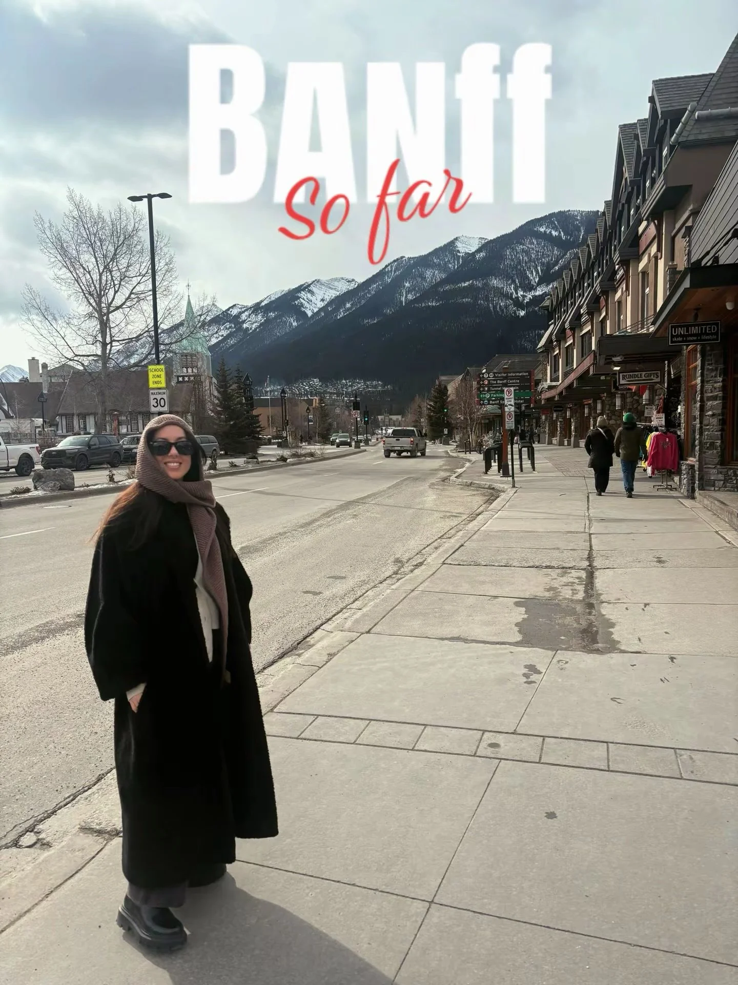 It&rsquo;s -10 Celsius out here but my quads are on 🔥 #banff #iwantedtobeasnowboarder