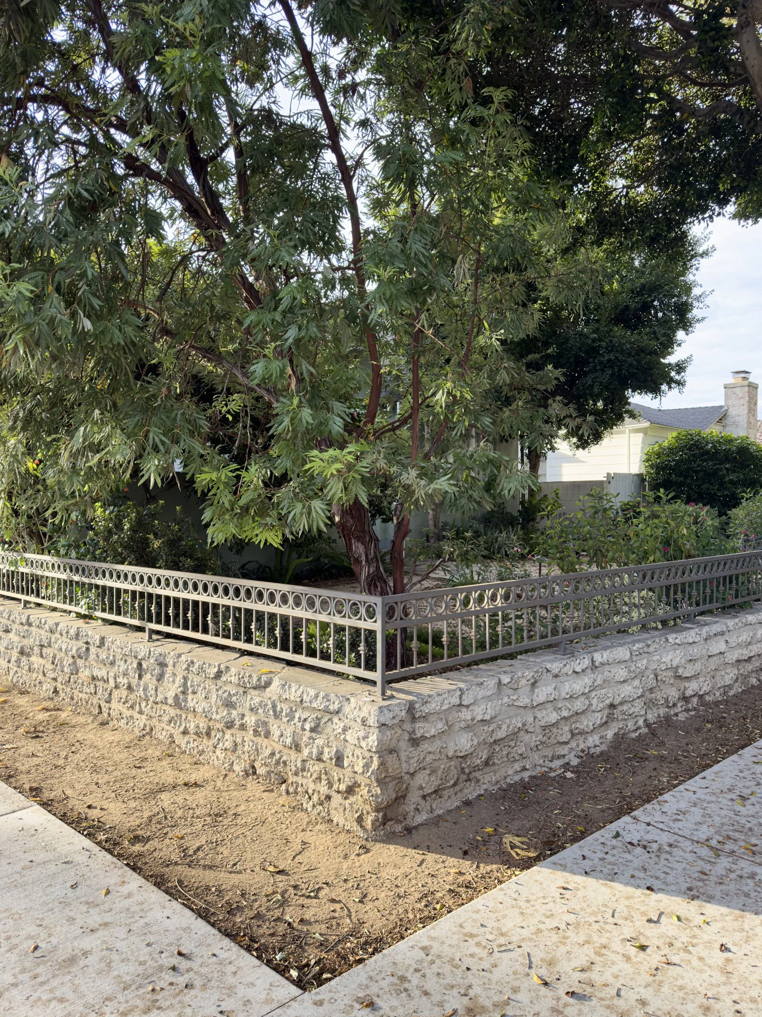 1352_Pine_St_Santa_Monica_CA_0011.jpg