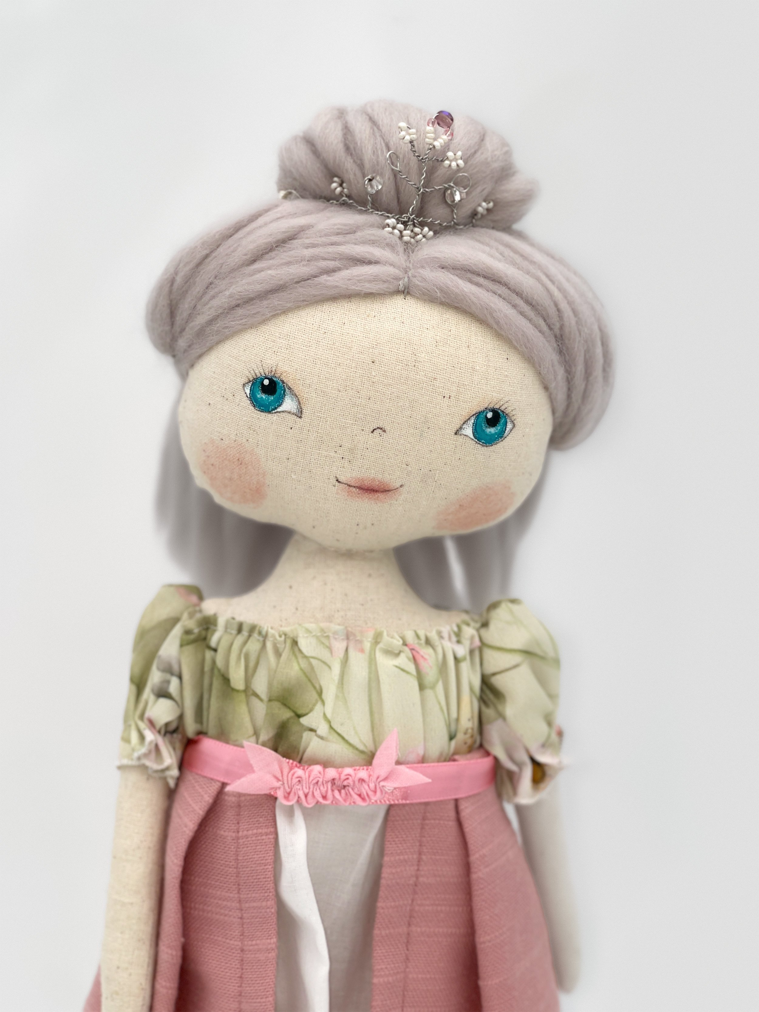 Lady Beatrice_3_edit_florieandmillie_3.4_IMG_0807.jpg