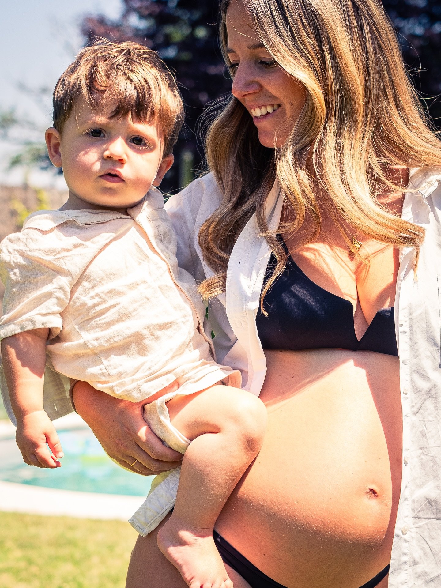 En los brazos de mam&aacute; 💚
#photoshoot #babyphotographer #babyphotography #familyphotography #fotograf&iacute;adebebesmadrid #fotodefamilia #maternidad #crianza #fotografiadefamilia #fotomaternidad #familyphotographer #fotografiadeembarazo #espe