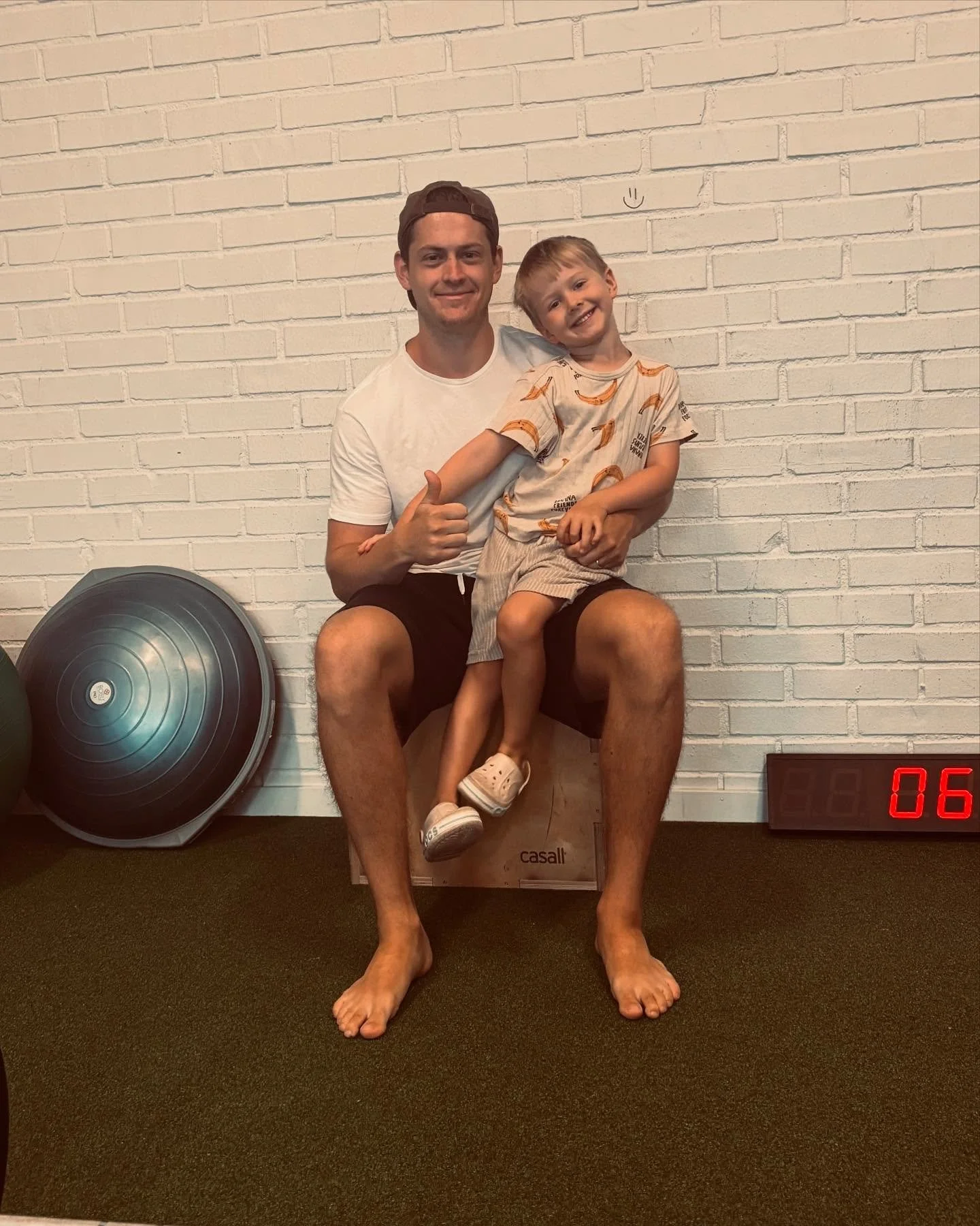 Vi &auml;r teamet, kliniken, d&auml;r alla &auml;r v&auml;lkomna! Vardagshj&auml;ltar till elitidrottare! 

Tack f&ouml;r f&ouml;rtroendet s&auml;ger vi till @andreaslang, som vi lagt upp rehab-plan f&ouml;r med kombinerande behandling under tiden h&