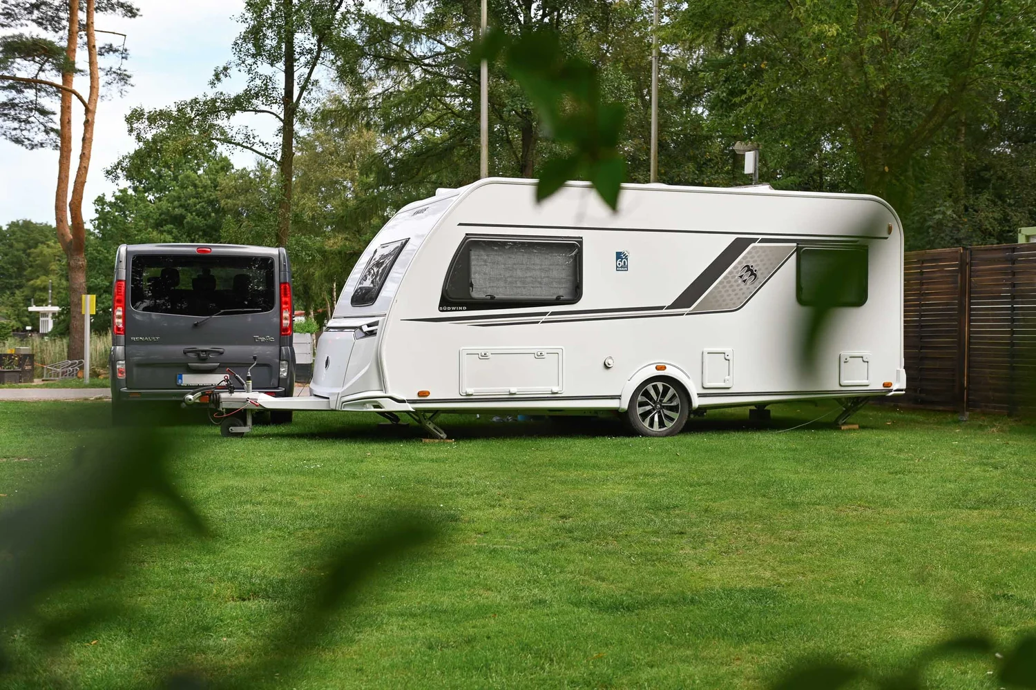 bunken camping Bunker Summit Series: Premium Roof Top Tents  gomammut.com