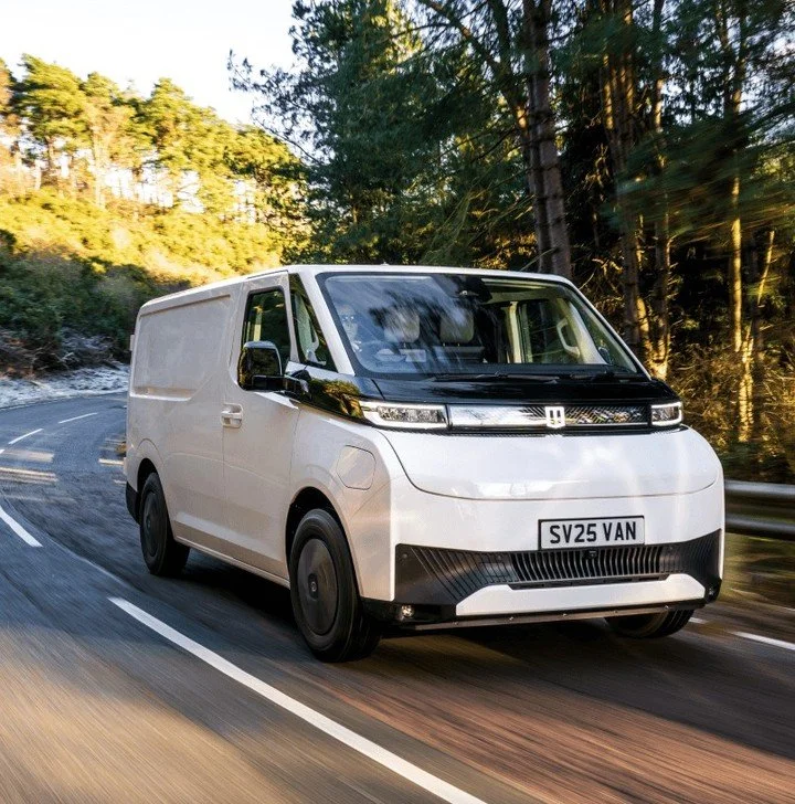 🚐 Ready to experience the next generation of commercial mobility?
⚡️ Meet the Farizon SV, a revolutionary all-electric large van built from the ground up for power, performance, and sustainability. Whether you're managing a fleet or running your ow