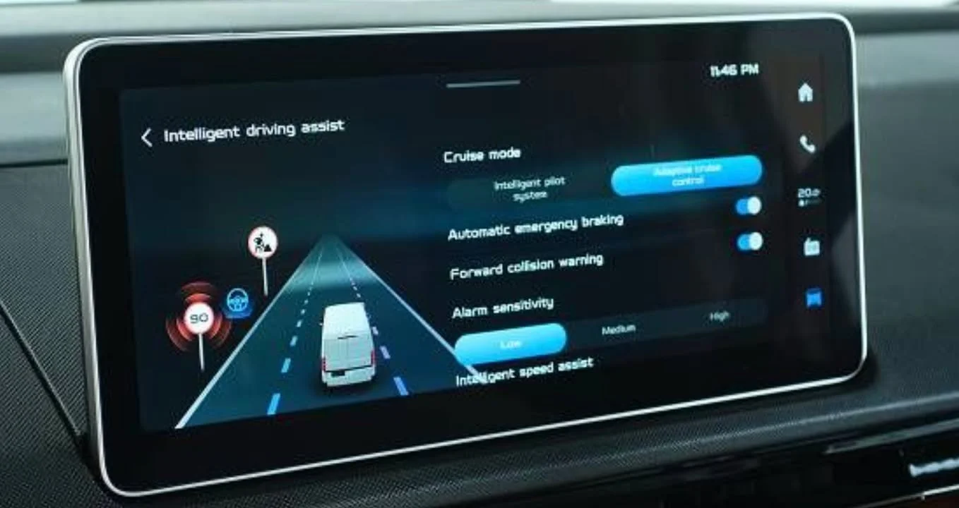 🔒 SAFER BY DESIGN. FOR YOU AND EVERYONE AROUND YOU.

The Farizon SV Electric Vehicle is built with safety at its core and designed to protect drivers, passengers, and pedestrians alike.

✅ Euro NCAP Platinum crash test rating, top marks in frontal, 