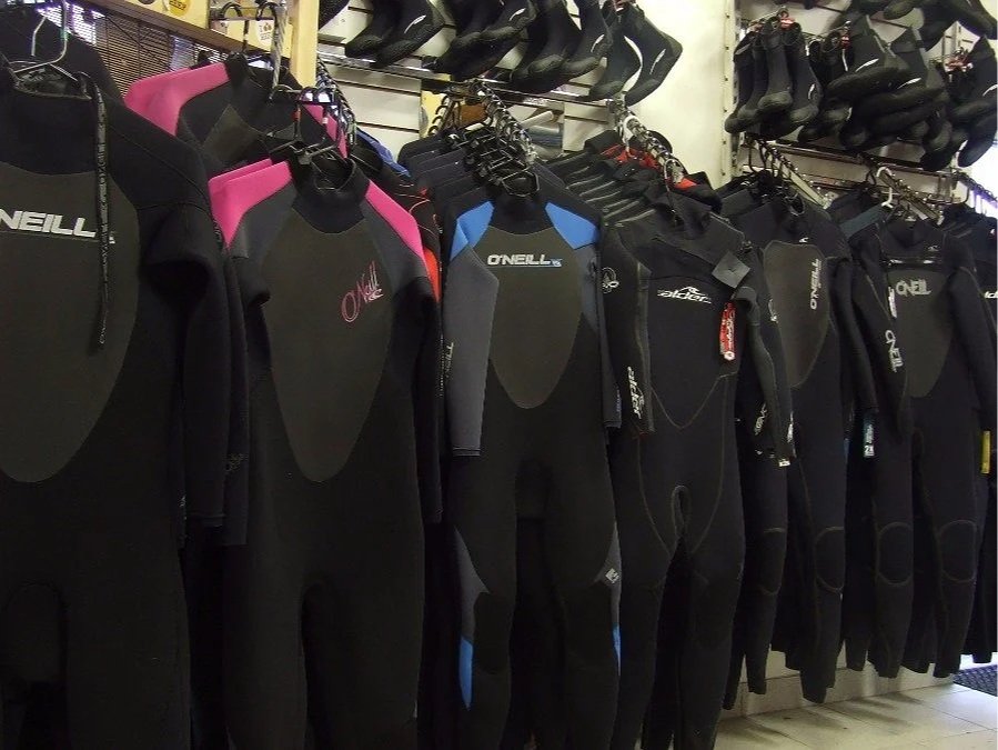 wetsuit hire.jpg