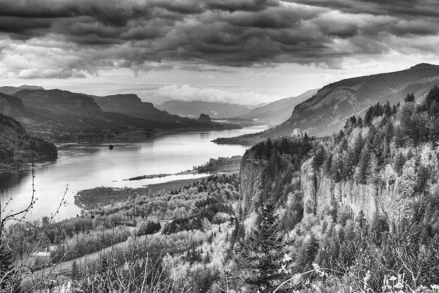 columbia-river-gorge-one-josh-whalen.jpg