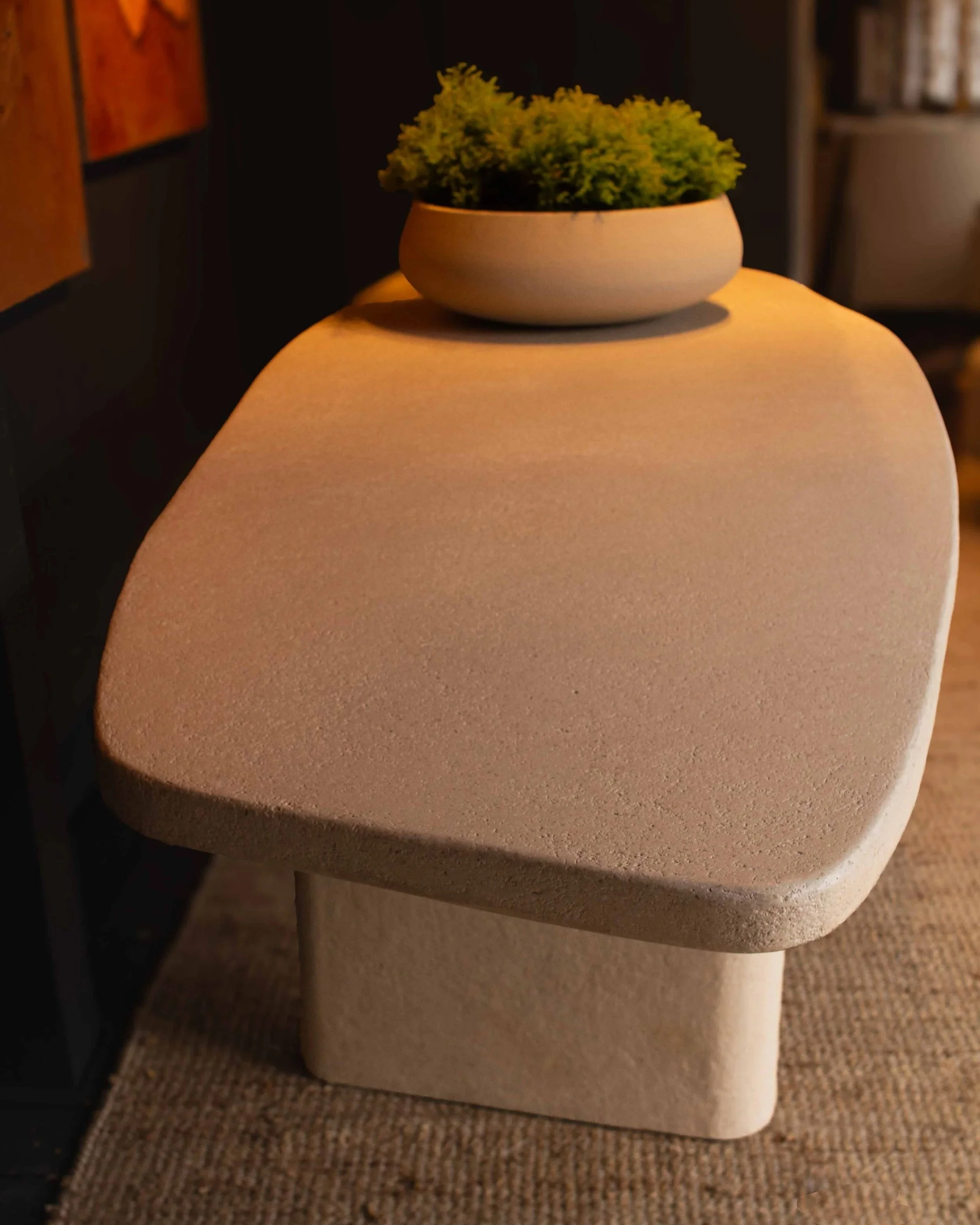 2026.10.15-20_Yanou_Table.jpg
