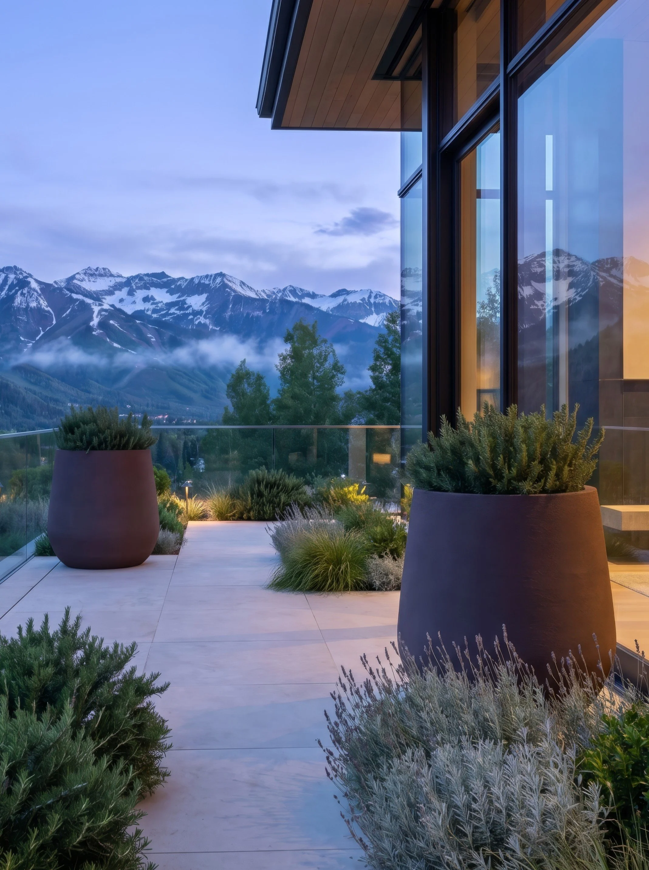 Porto Small - Zoom_4k_72dpi - 2026-04-21T235104.427.jpg