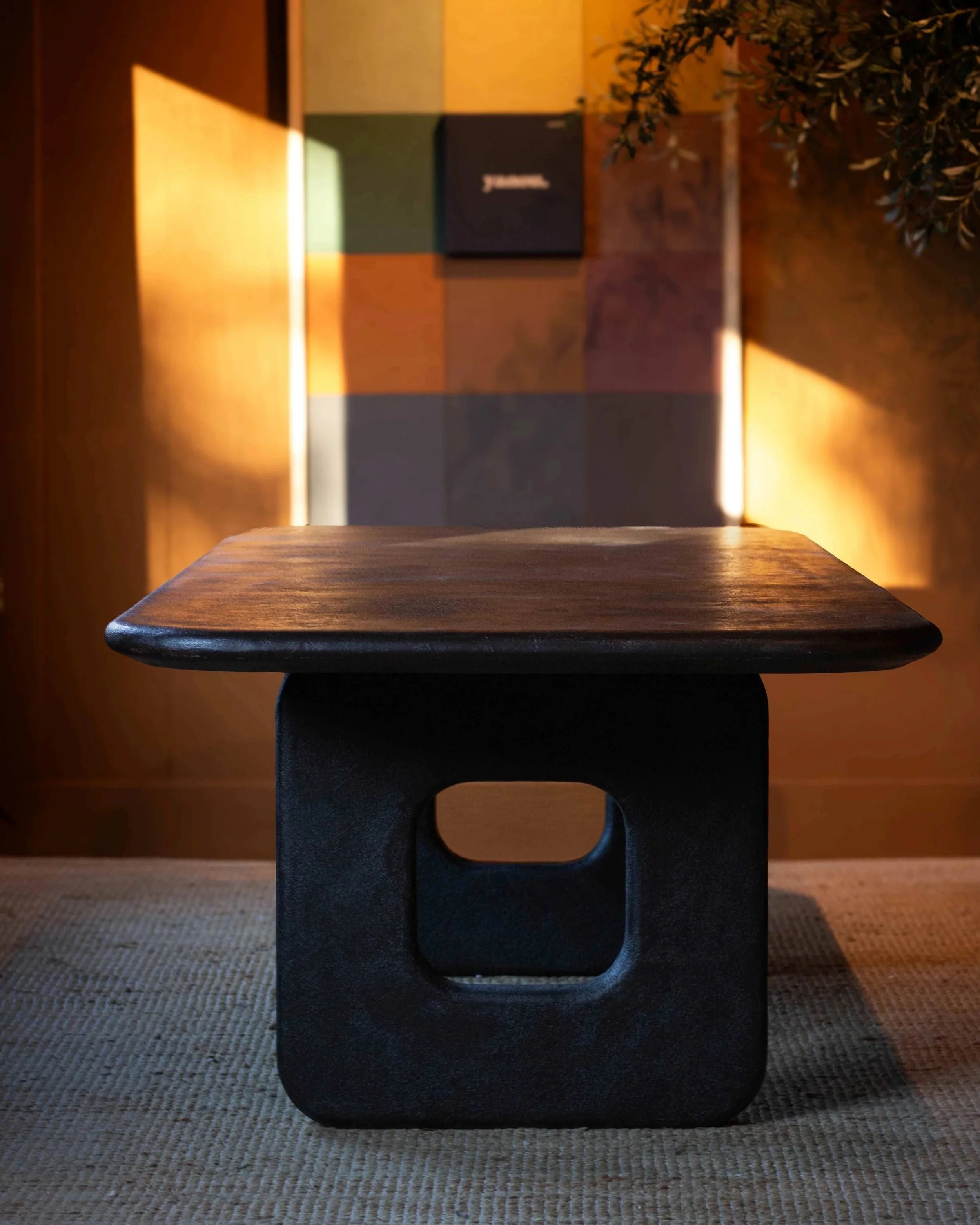 Yanou_Ghia+Table_WS.jpg