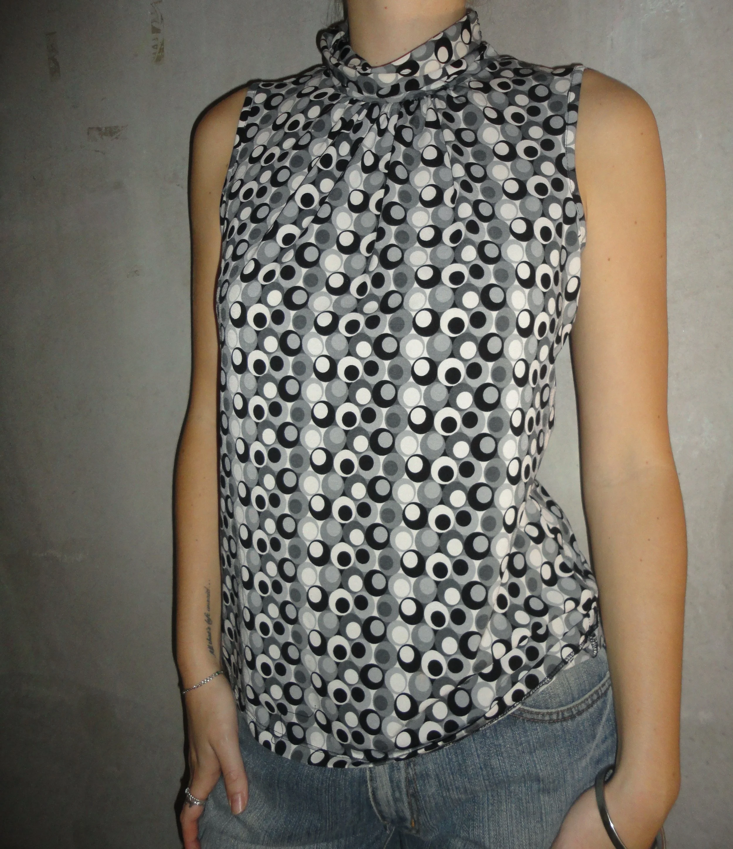 High Neck 60’s Top
