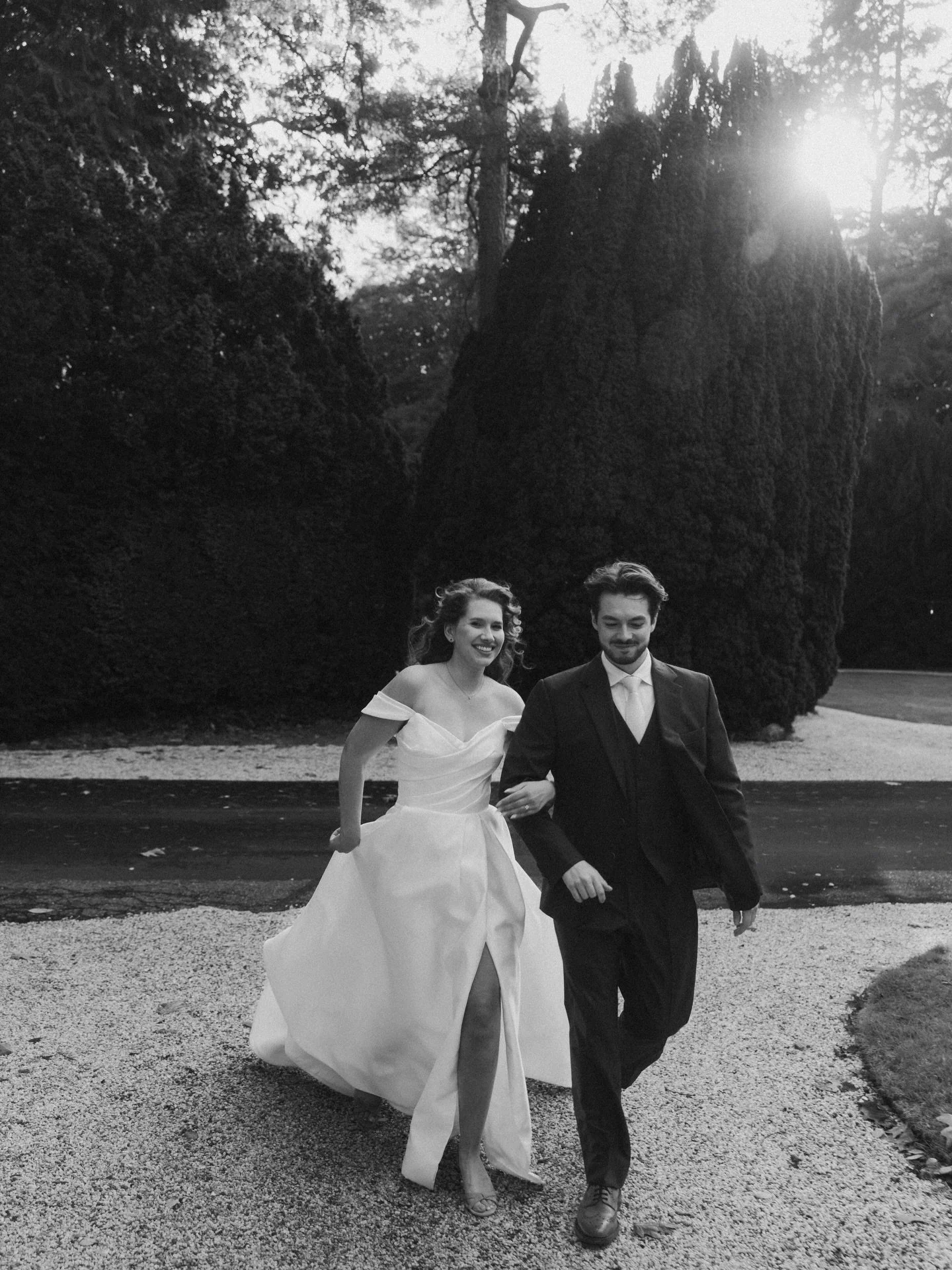 &ldquo;You do not have to pose. Just take a walk and let us have fun together!&rdquo;
⠀⠀⠀⠀⠀⠀⠀⠀⠀
Why spend hours of your wedding day on a photo shoot when you can have a fun no bs 20 minute session.
⠀⠀⠀⠀⠀⠀⠀⠀⠀
Vendors
Photographer @royvanderwens
Second