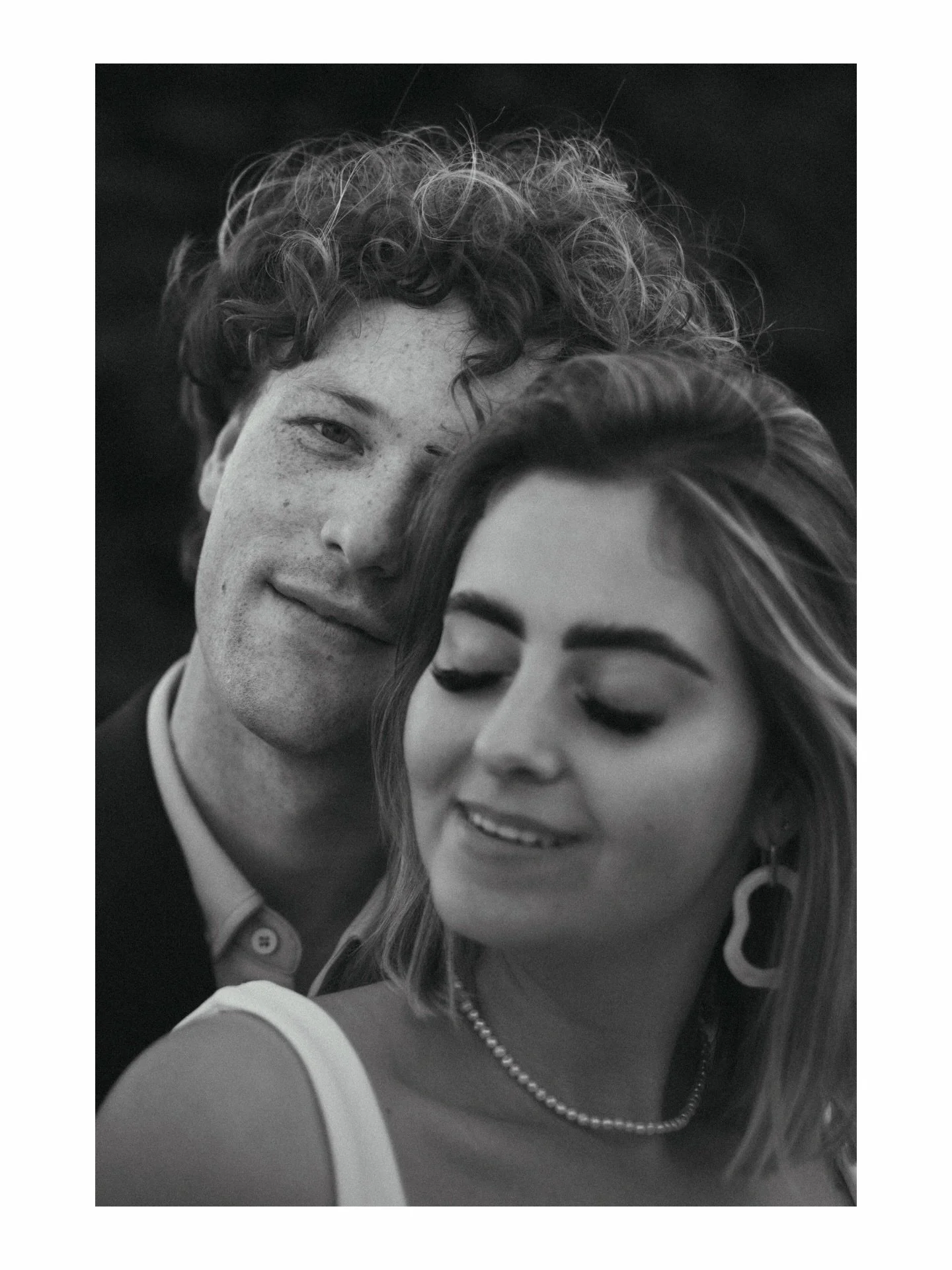 What I started 17 years ago out of boredom is now something I teach to other photographers.
⠀⠀⠀⠀⠀⠀⠀⠀⠀
The hybrid wedding photography and video workshop I hosted together with CameraNu was once again a great success.
⠀⠀⠀⠀⠀⠀⠀⠀⠀
21 photographers, at a b