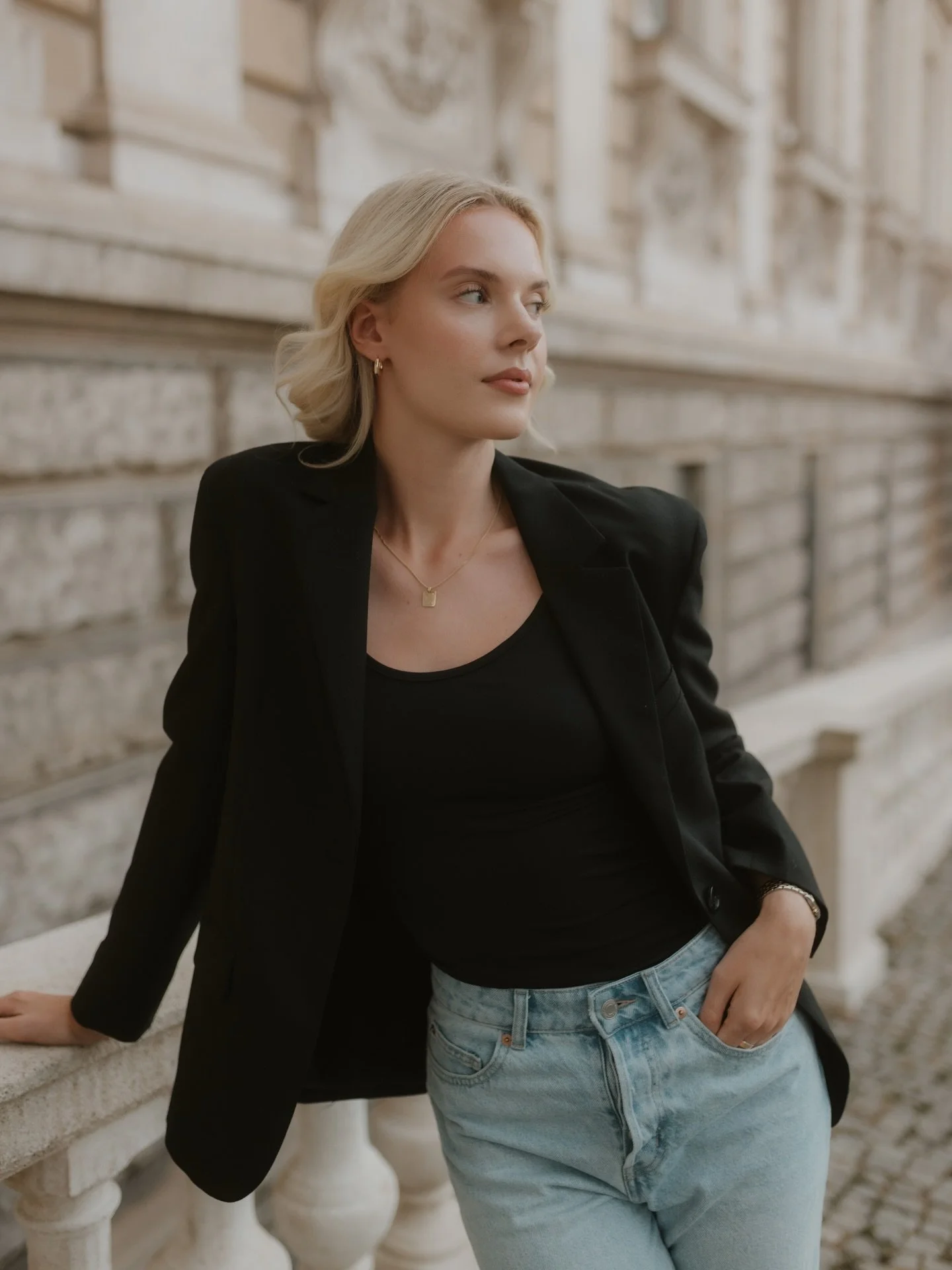 some personal branding favourite pieces ✨

#personalbranding #vienna #viennaphotographer #personalbrandingphotography #portraitmag 

personal branding; vienna; portrait photoshoot; vienna photographer