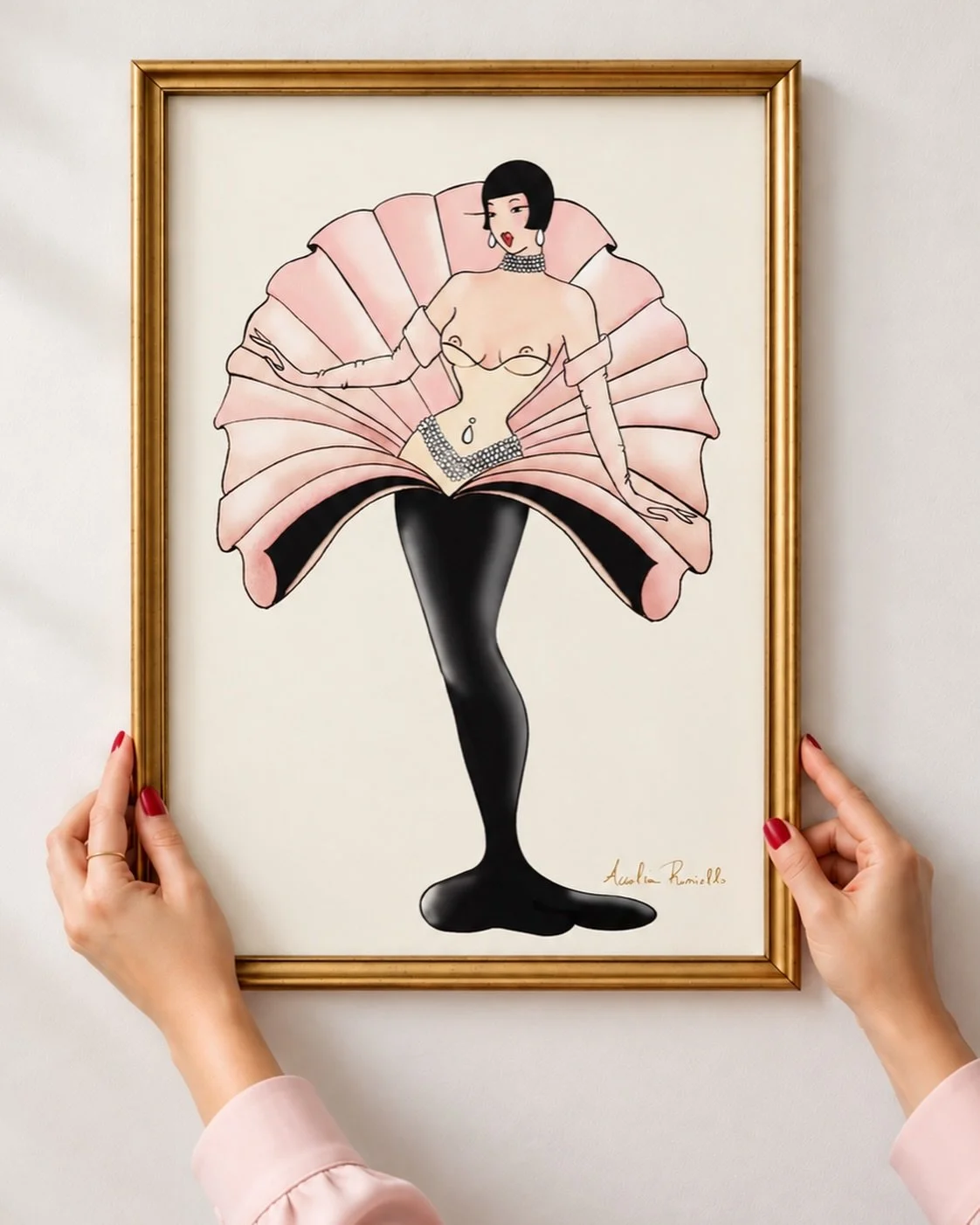 &ldquo;A tribute to Mugler&rdquo;

#fashionartist #vintageglamour #vintagefashion #mugler #fashionvintage