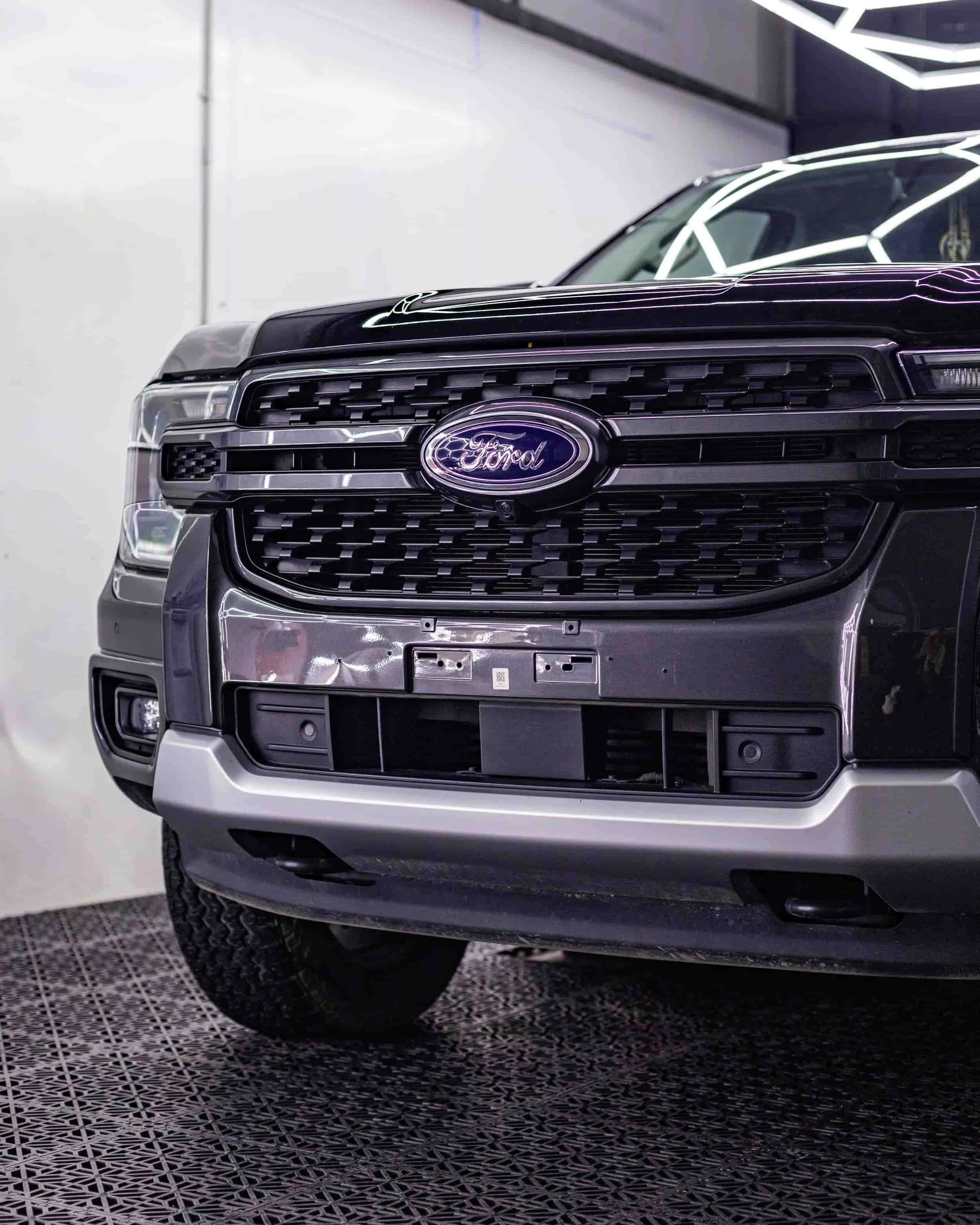 Picture of a Ford Ranger up gloss freshly ceramic coated