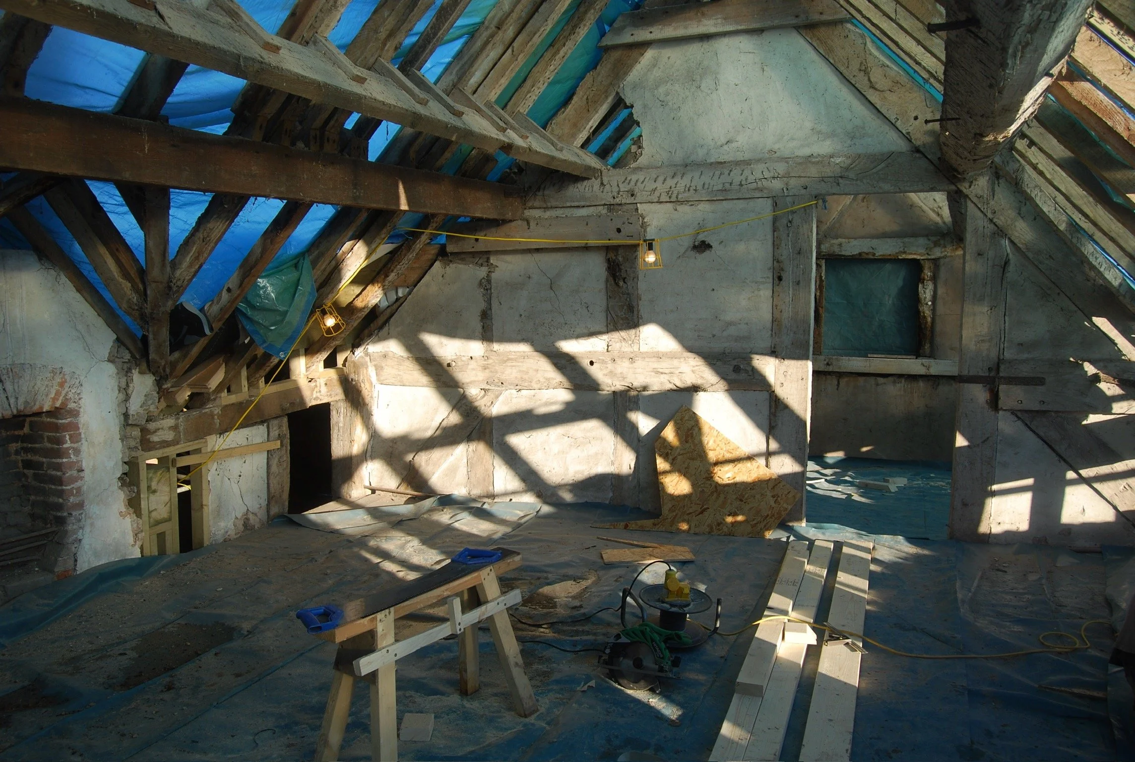 redford-farm-stays-ludlow-countryside-farmhouse-restoration-top-floor.jpeg