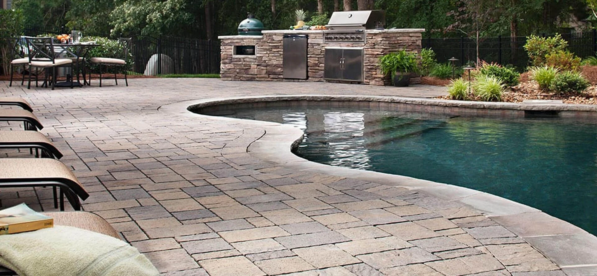 Augusta, GA Fire Pit Fireplace Outdoor Kitchen custom installation with pavers patio pergola pool deck