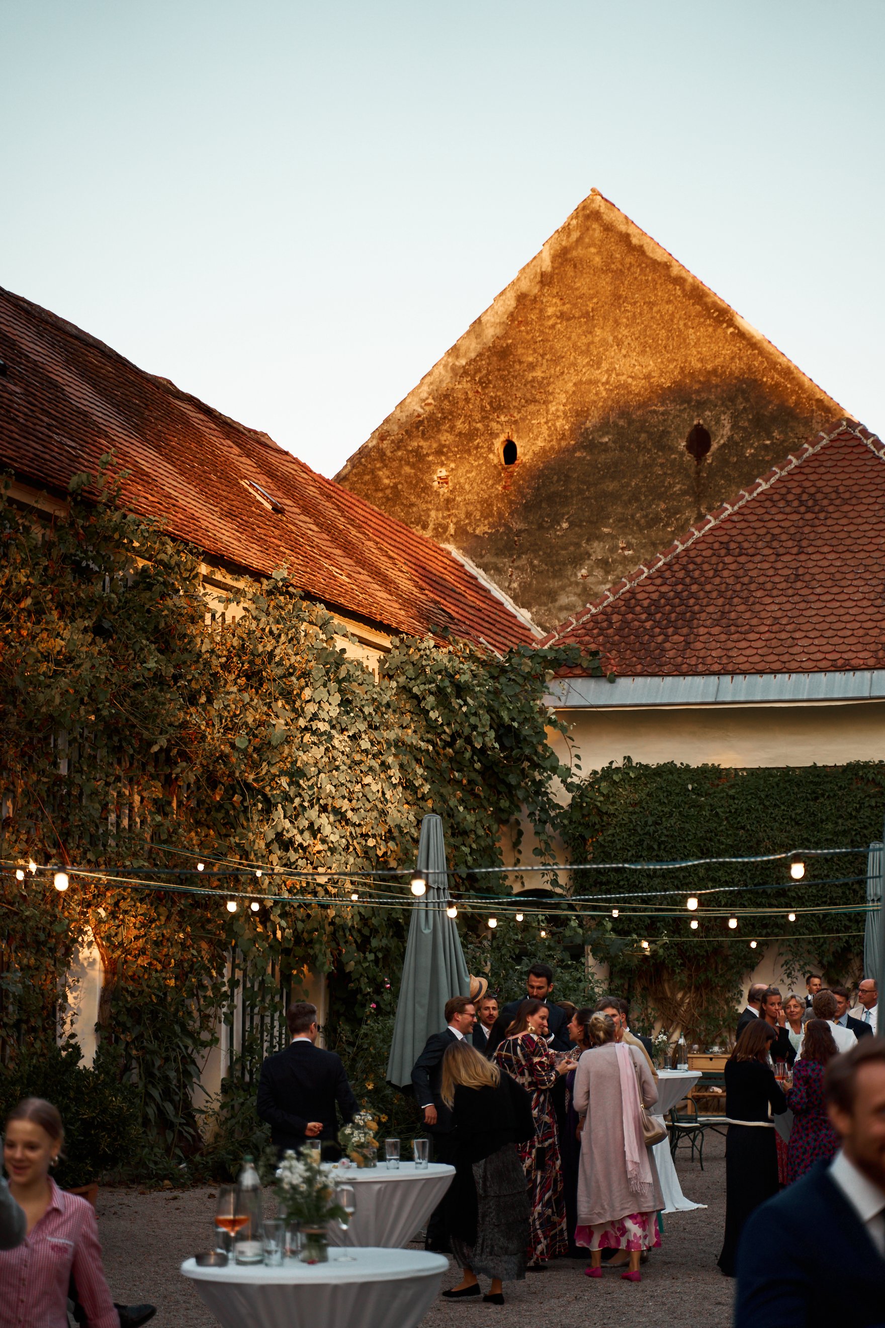©IsabellaHewlett_2024-09-21_Madeleine-Viktor-Hochzeit_web_484.jpg