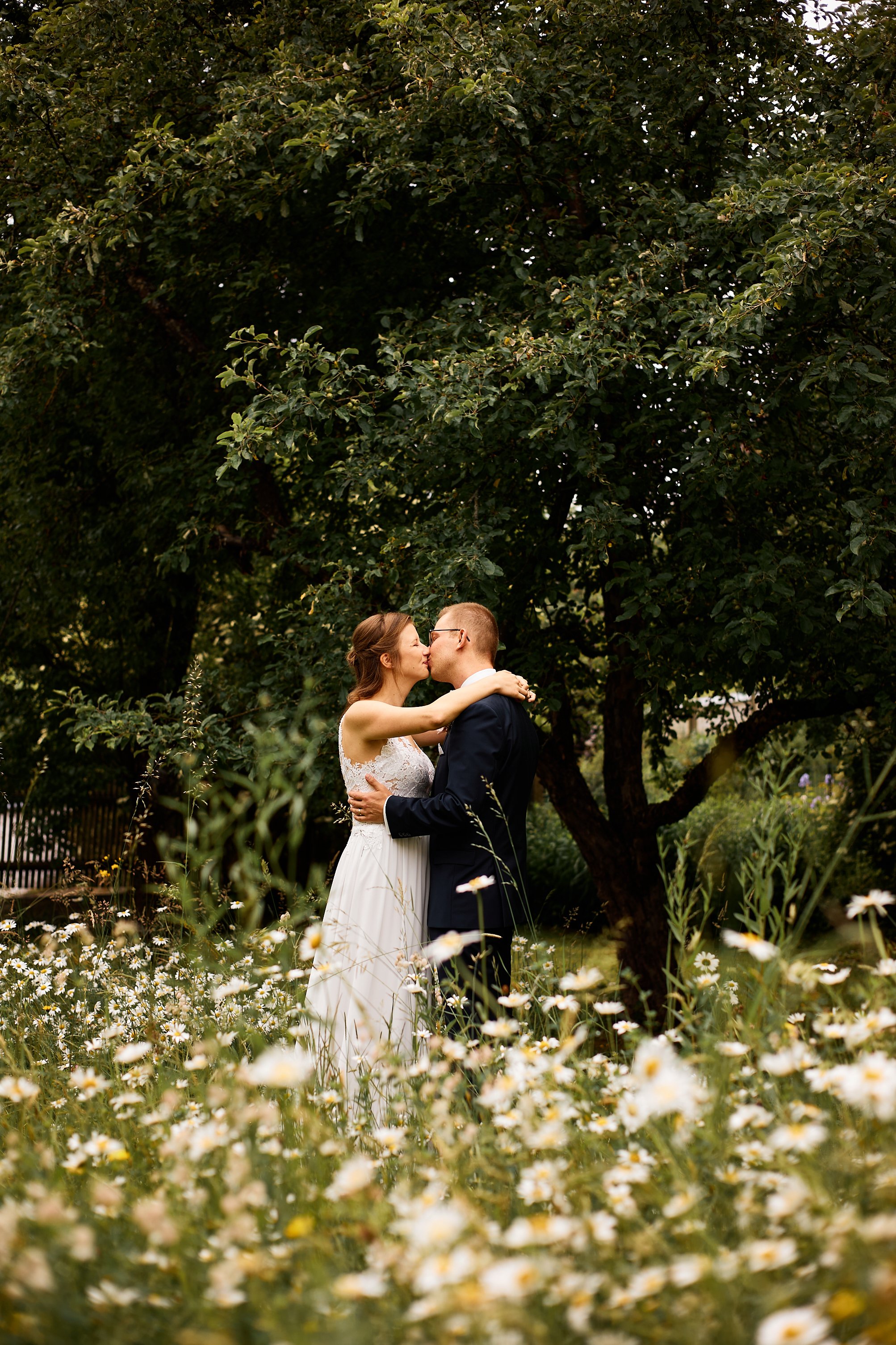 ©IsabellaHewlett_2025-07-06_Laurin&Res_web_520.jpg