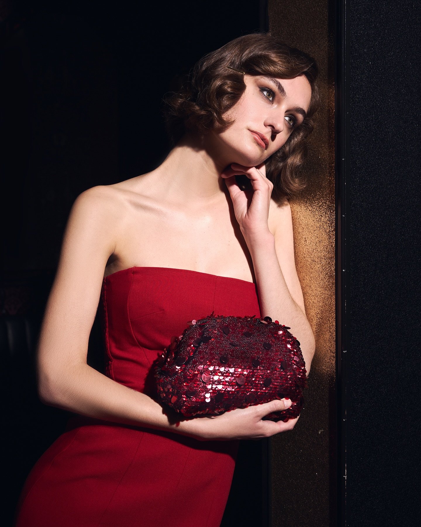 #canitellyou tell me which one you love? Or&hellip;is it possible to love them all?! With so many holiday parties coming up you&rsquo;re going to need one or two statement clutches to wear. Nobody needs a basic clutch, am I right? Choose between the 