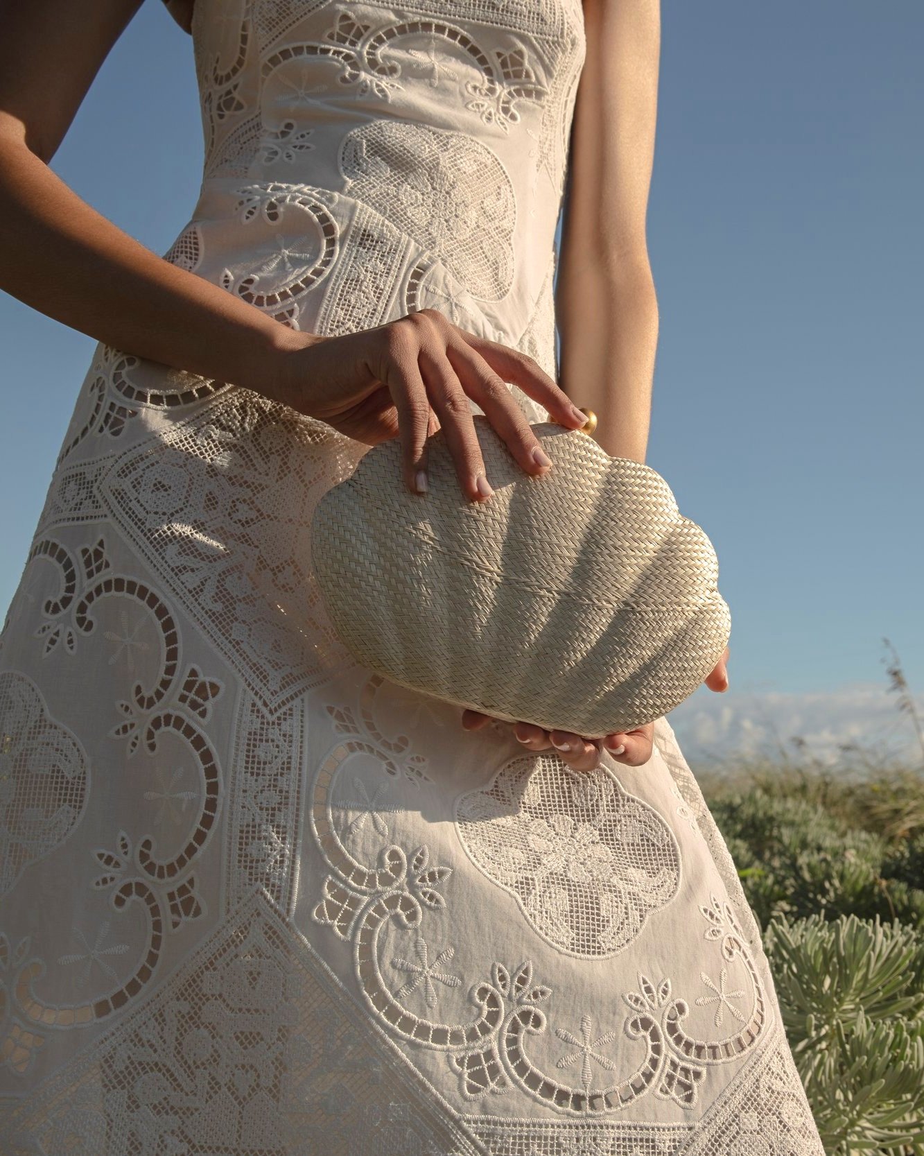KATIE Scallop Shell Clutch - Ivory