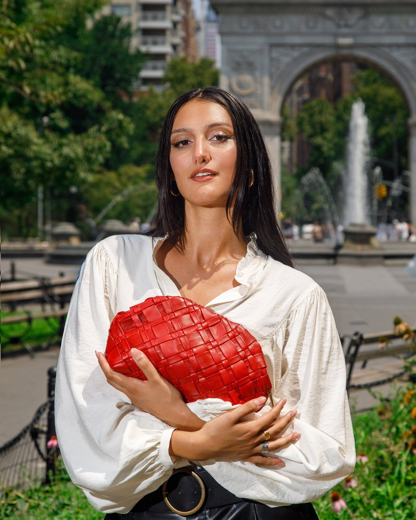 AYA Frame Clutch - Cherry Red