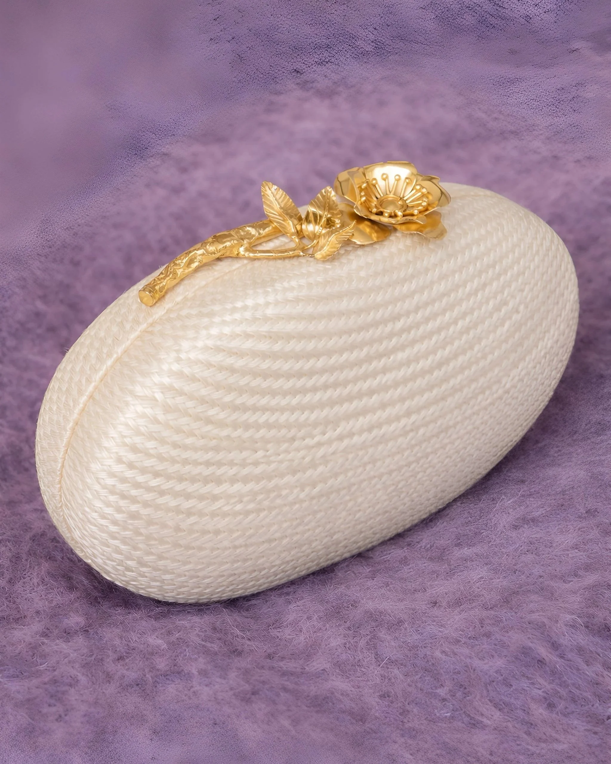 JOANNA Oval Clutch - Off White