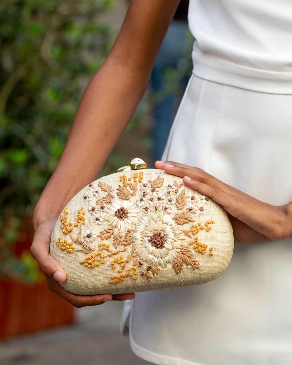 BERNA Dome Clutch - Natural / Ivory